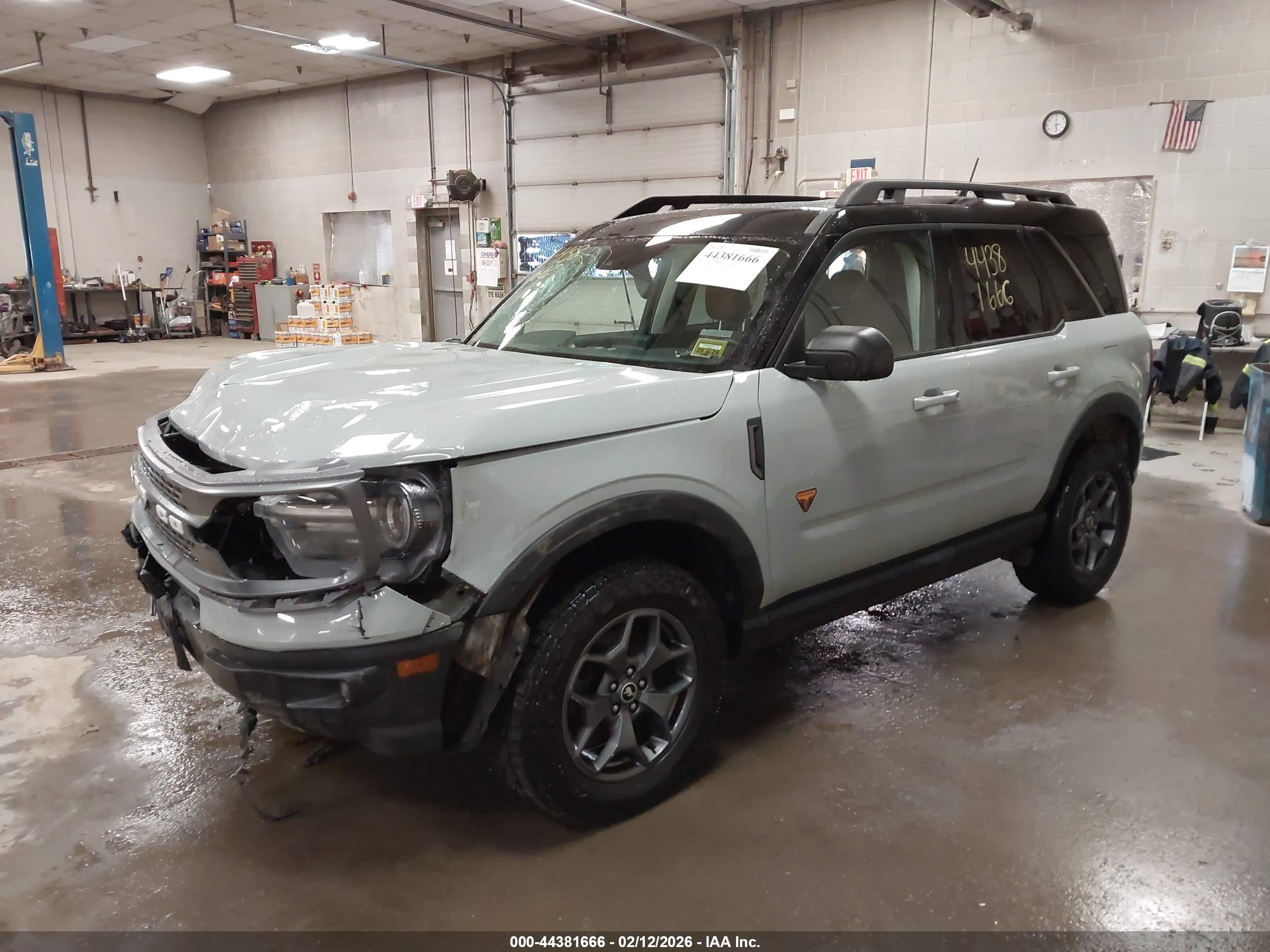 FORD BRONCO image 2