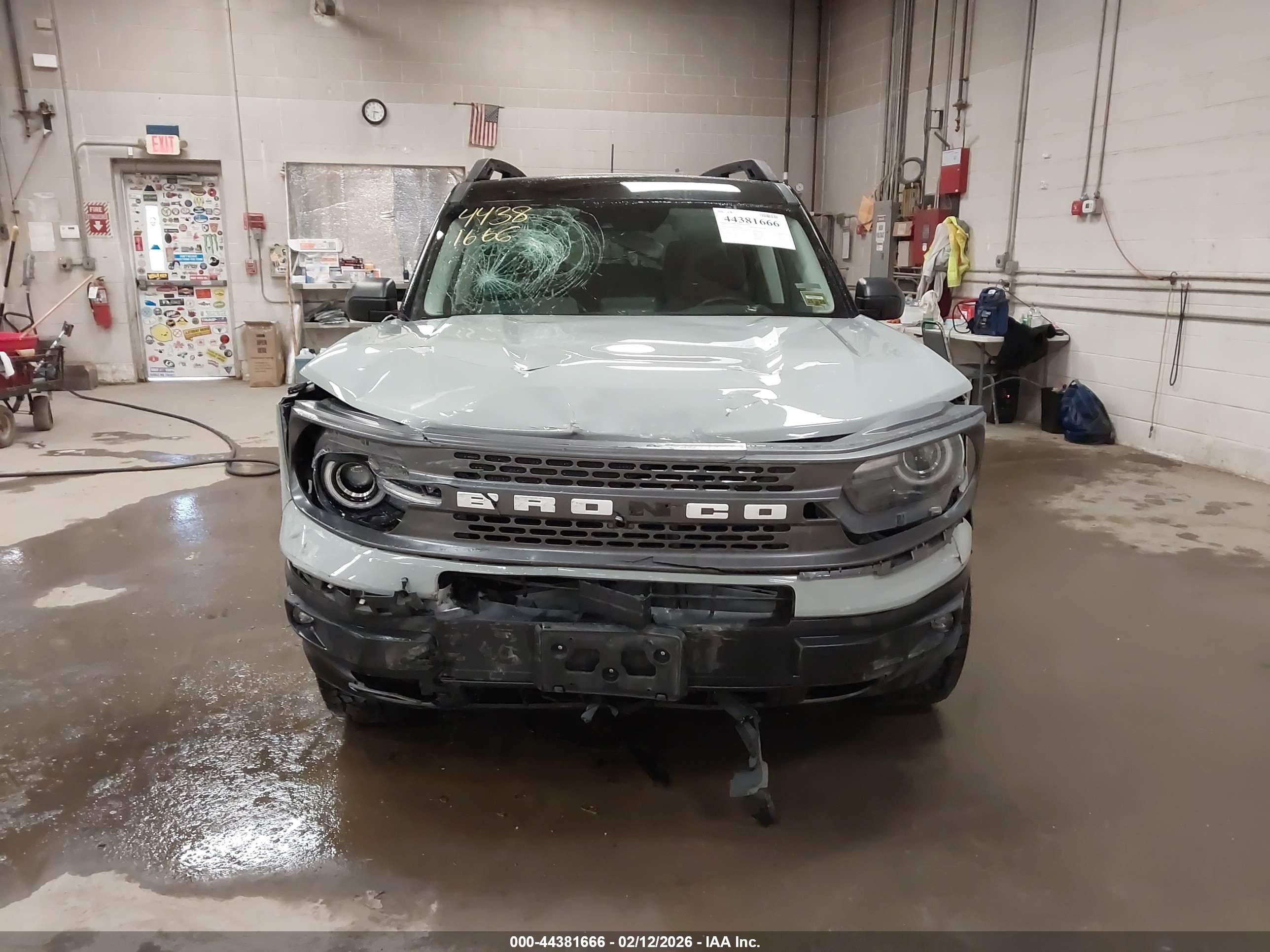FORD BRONCO image 6