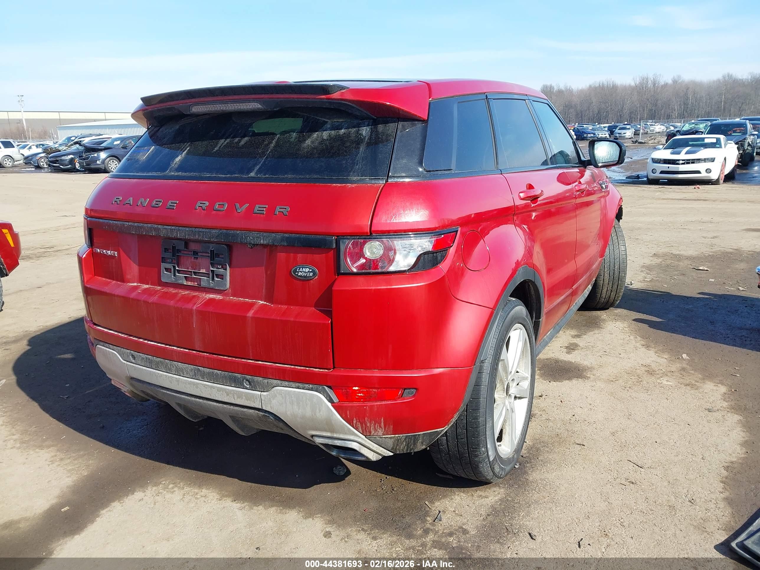 LAND ROVER image 4