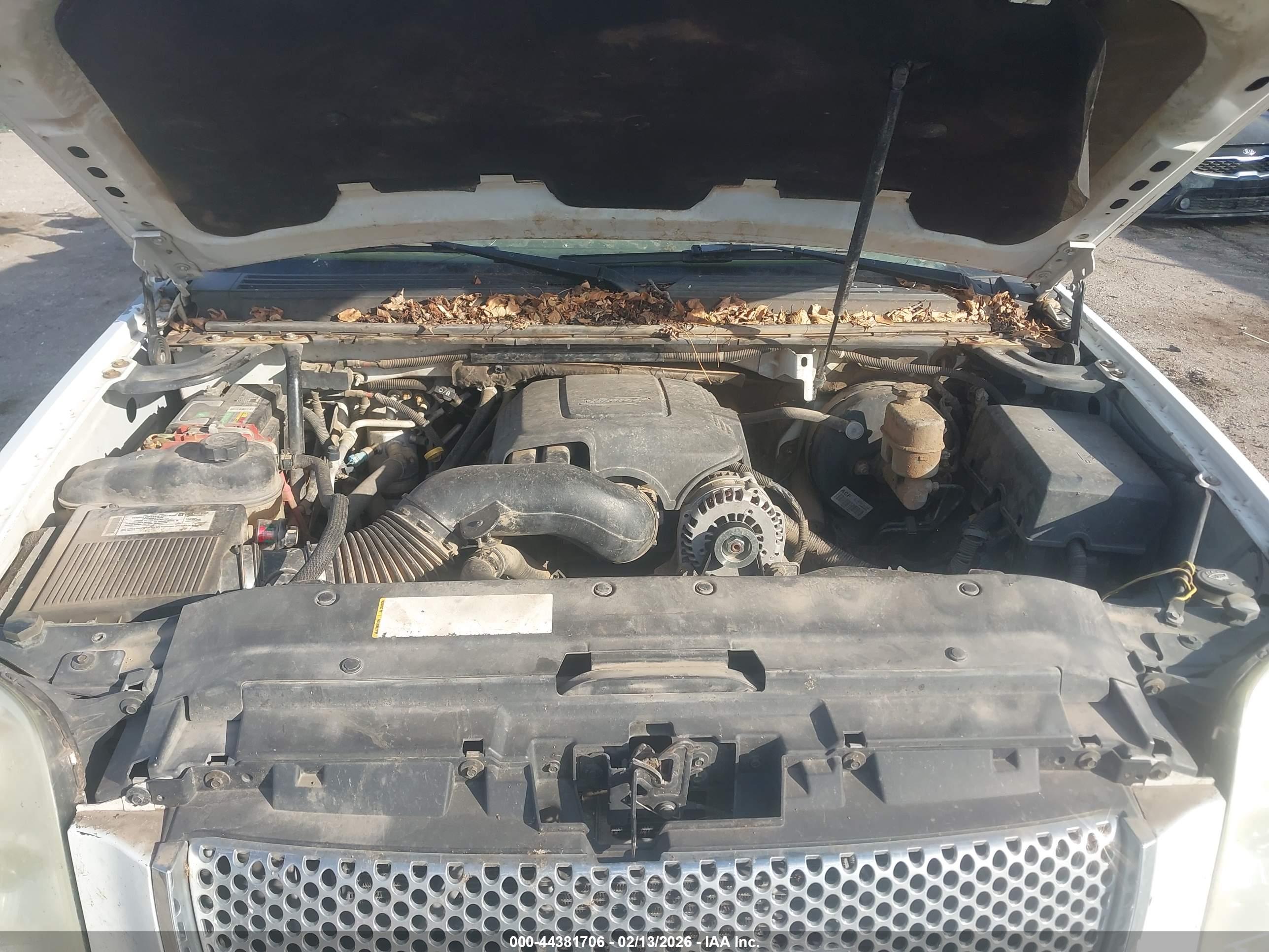 GMC YUKON image 10