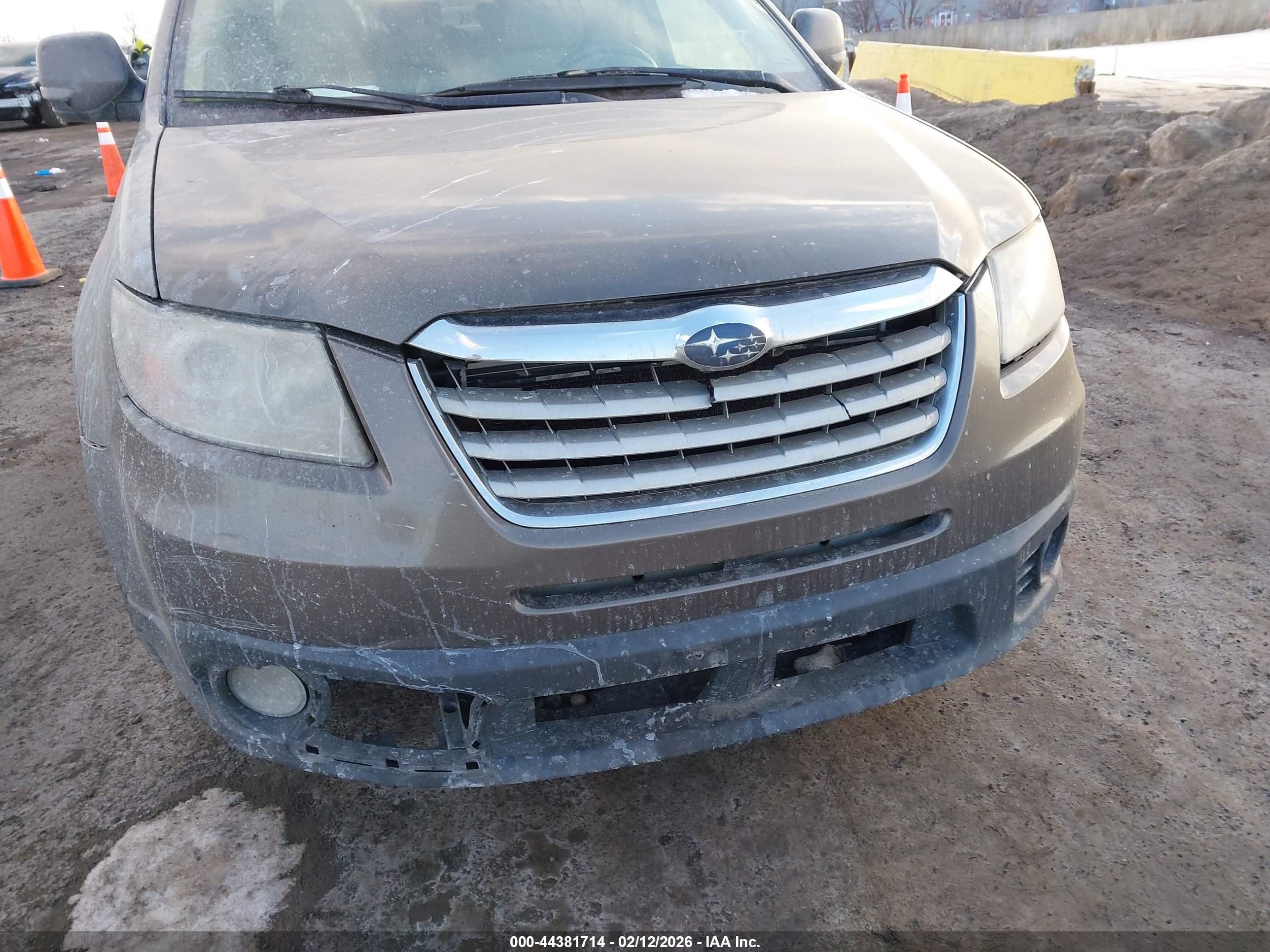 SUBARU TRIBECA image 6