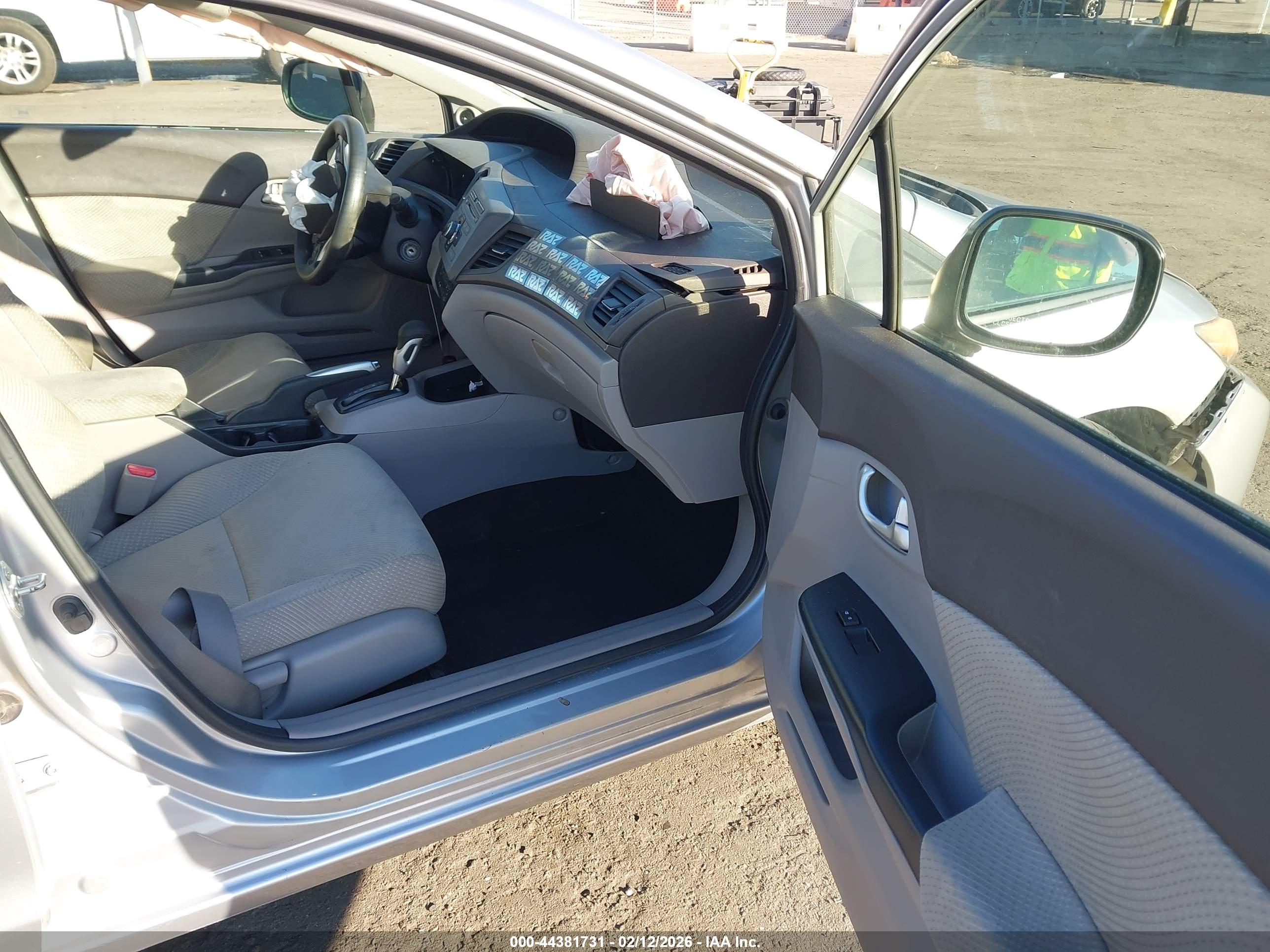 HONDA CIVIC image 5