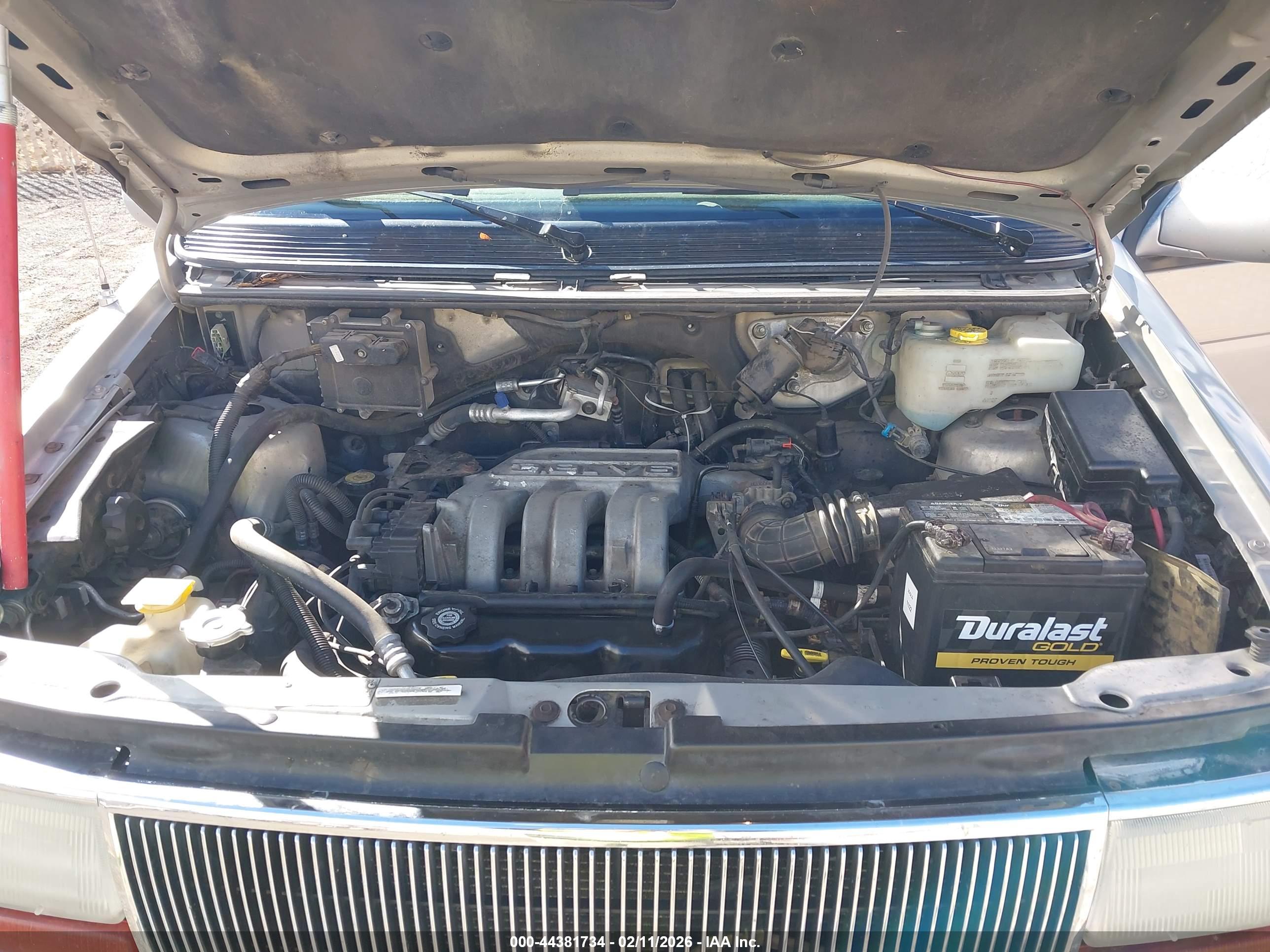 CHRYSLER TOWN image 10