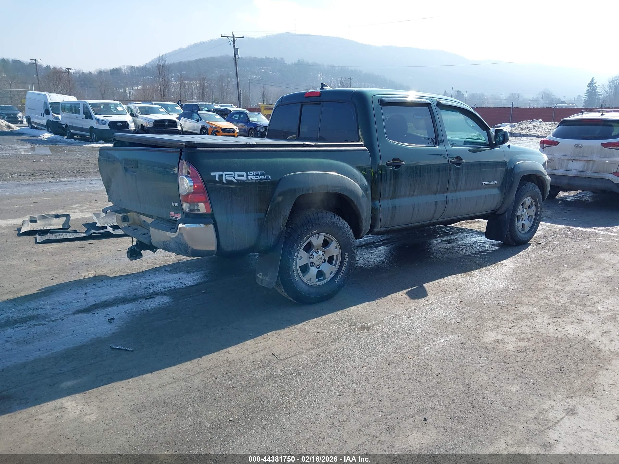 TOYOTA TACOMA image 4