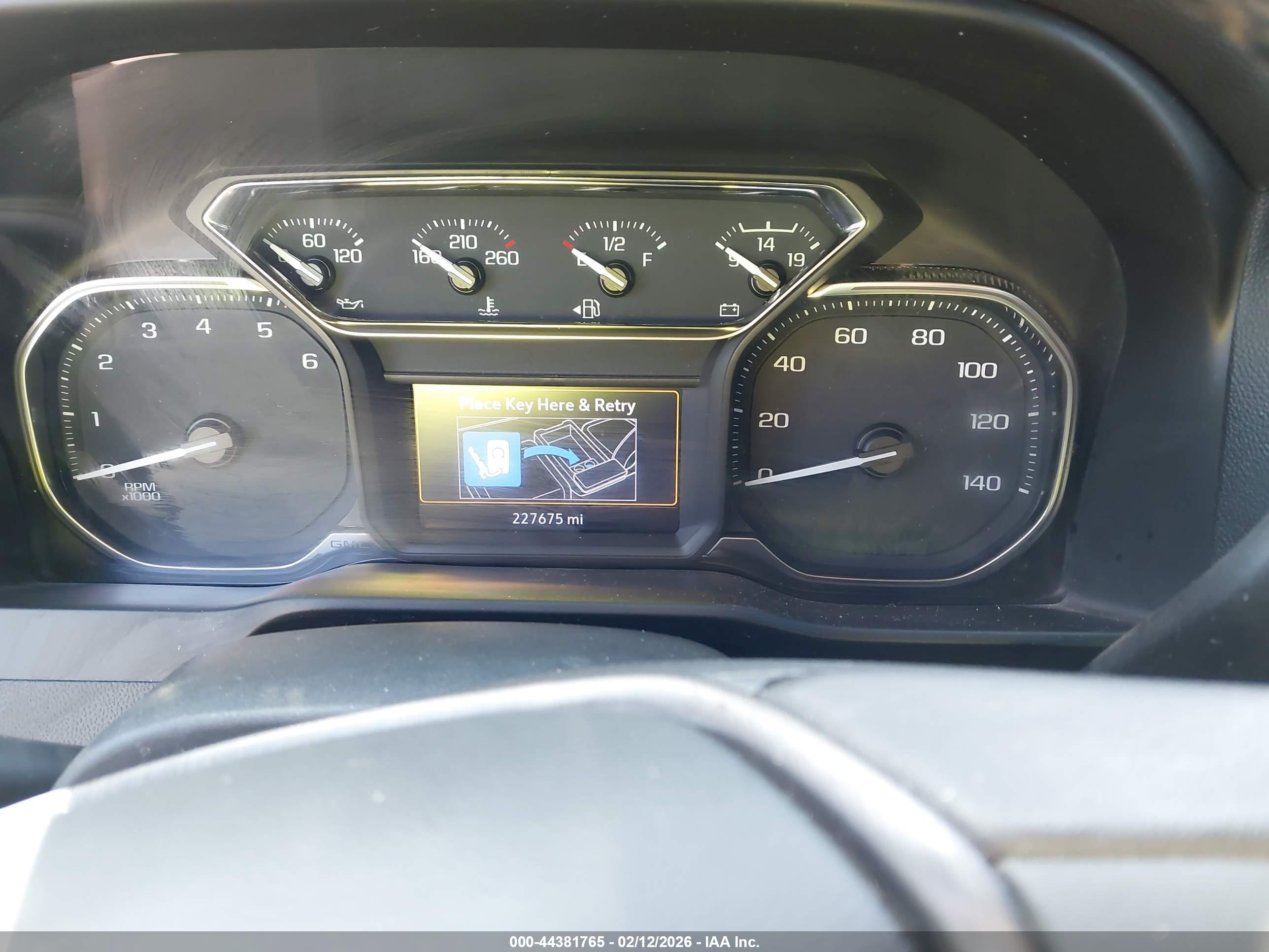GMC SIERRA image 7