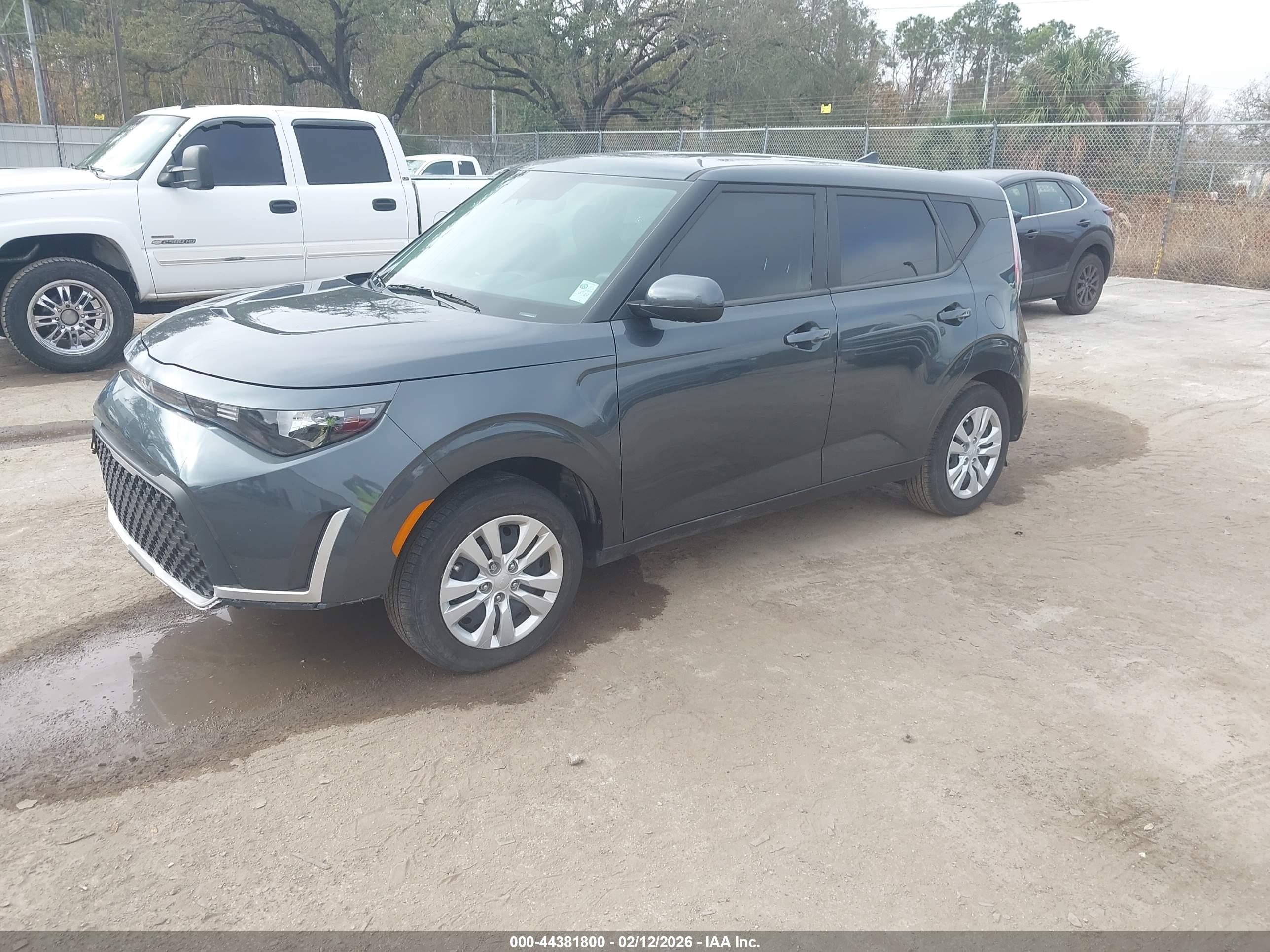 KIA SOUL image 2