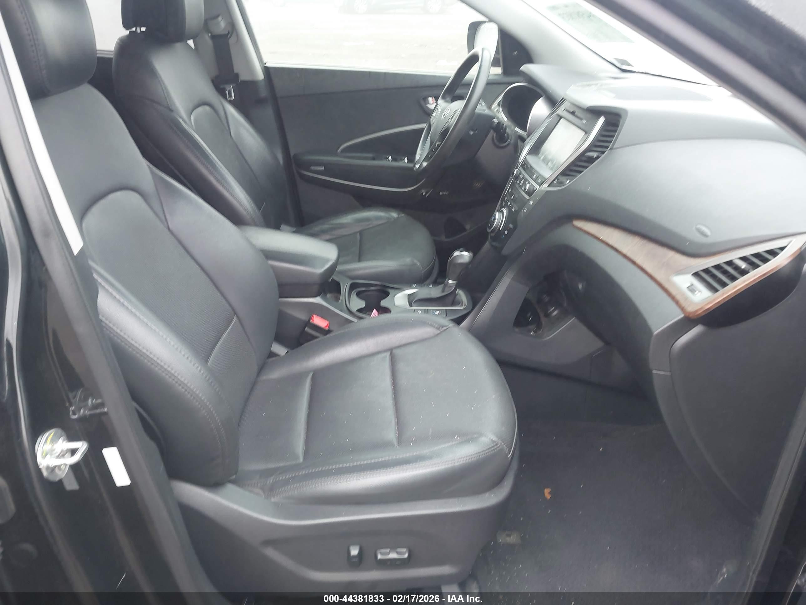 HYUNDAI SANTA image 5