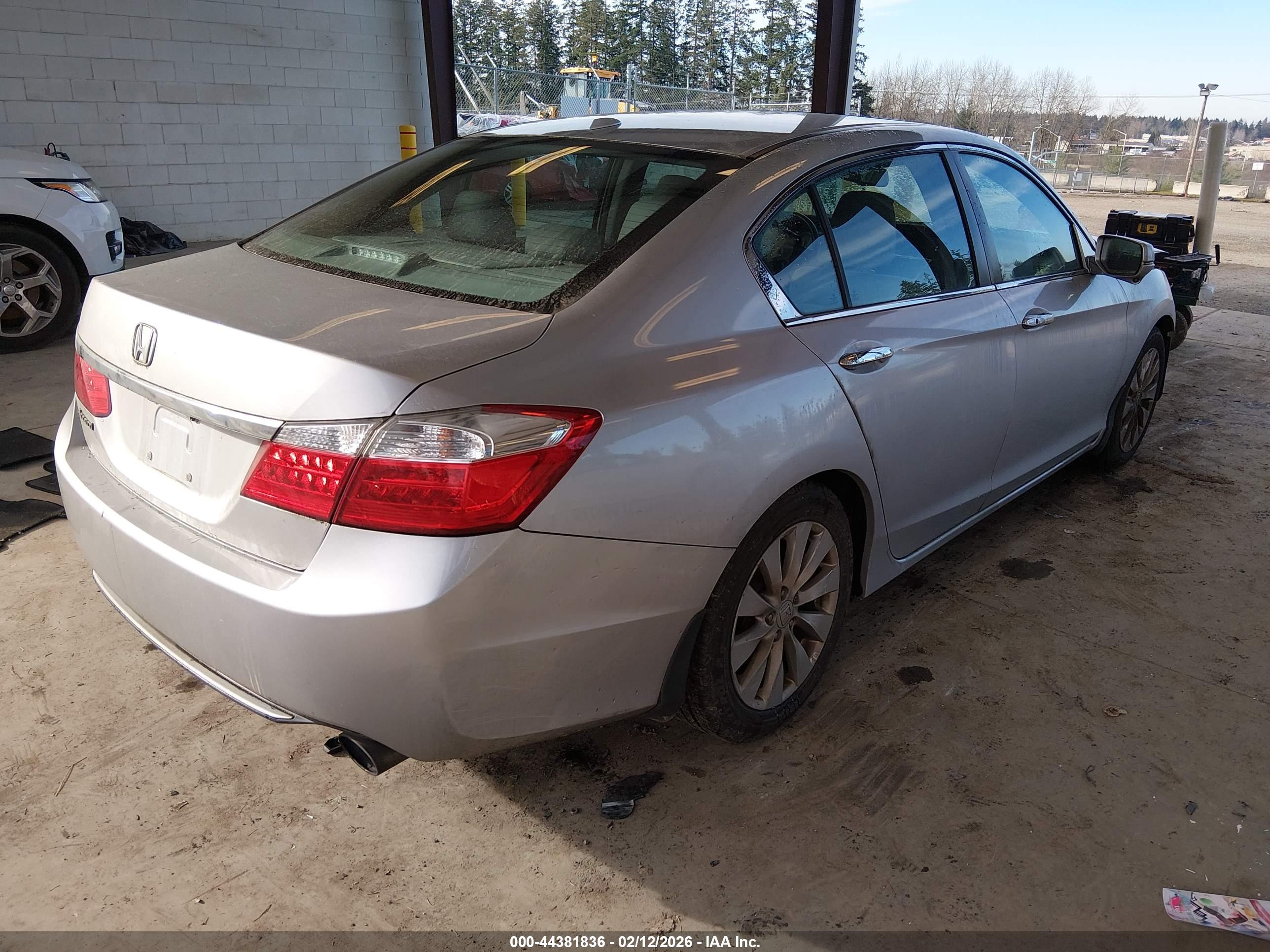 HONDA ACCORD image 4