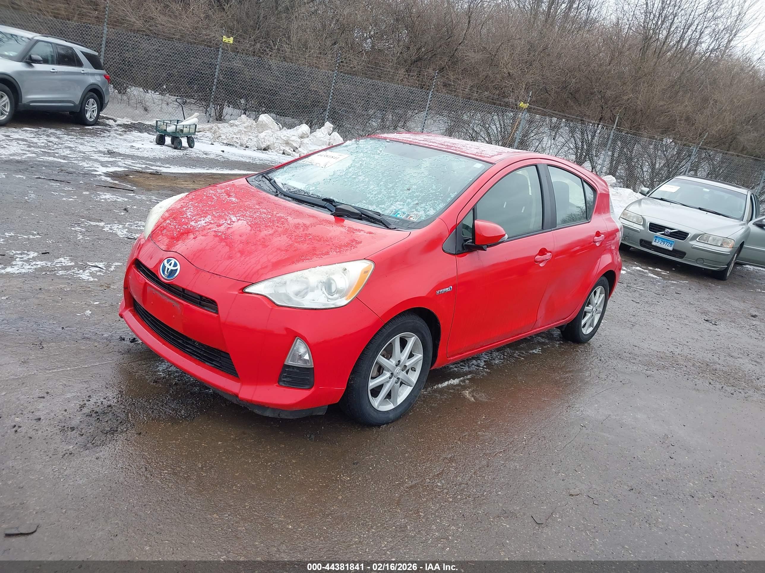 TOYOTA PRIUS image 2