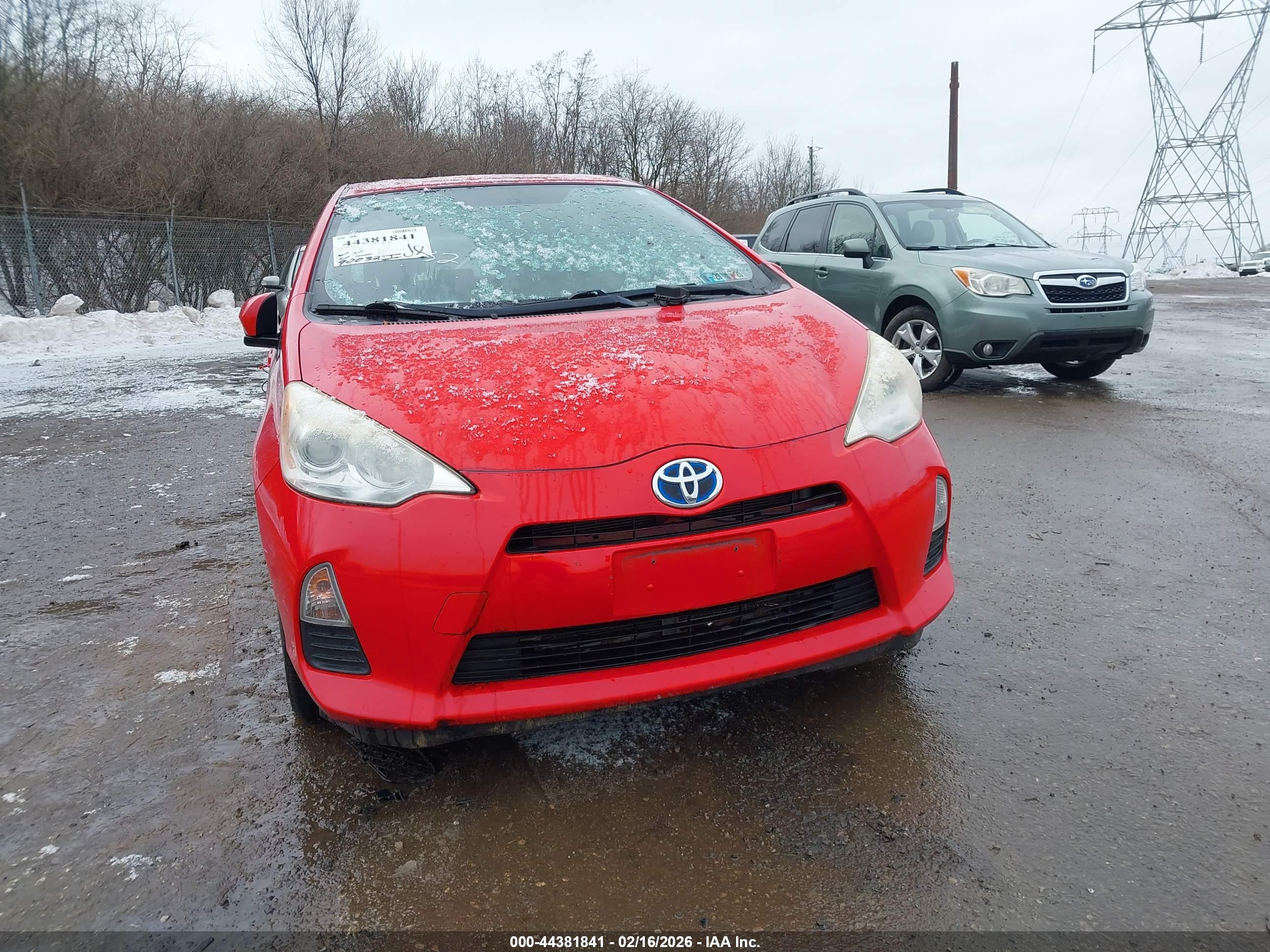 TOYOTA PRIUS image 6
