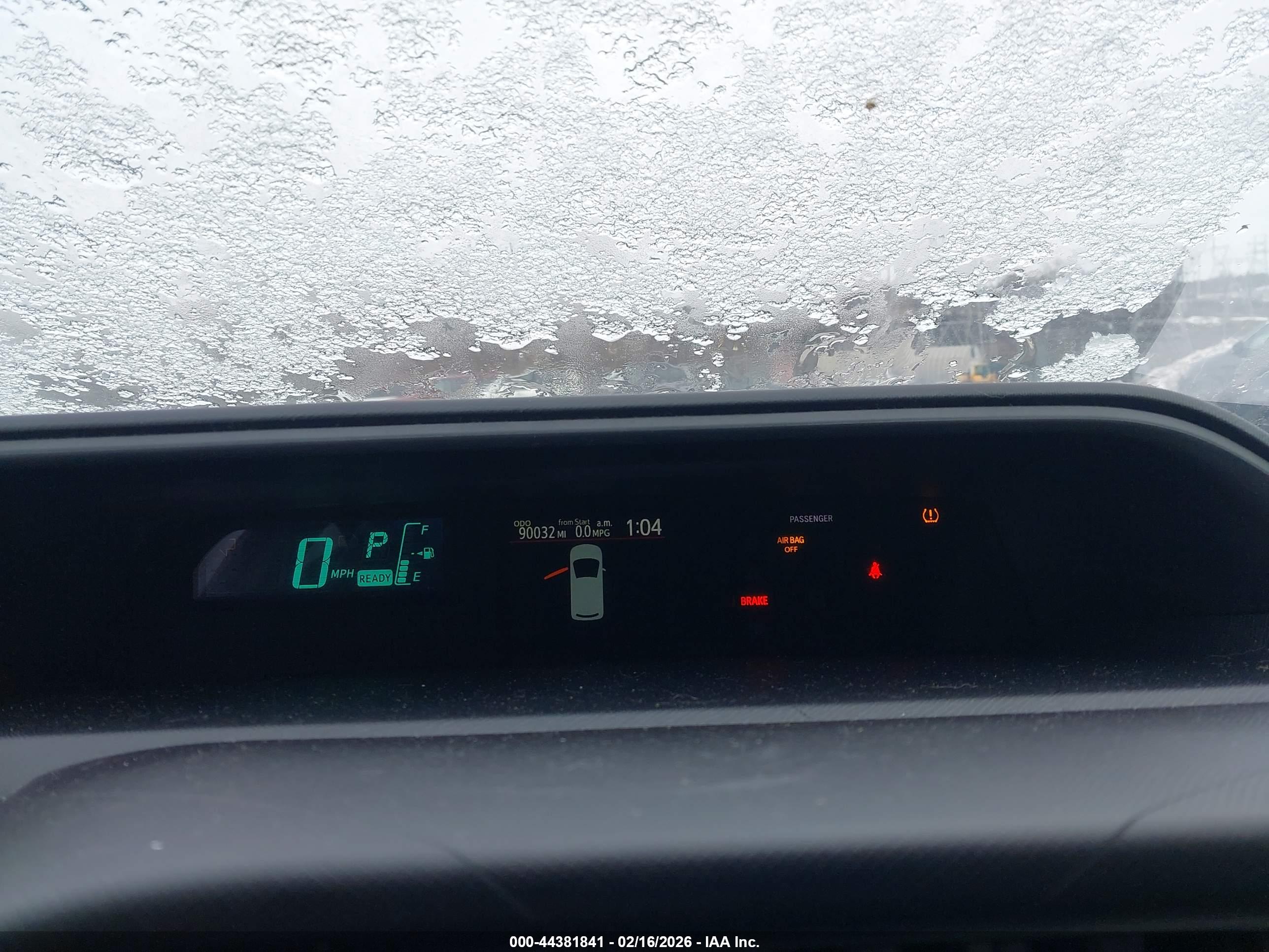 TOYOTA PRIUS image 7