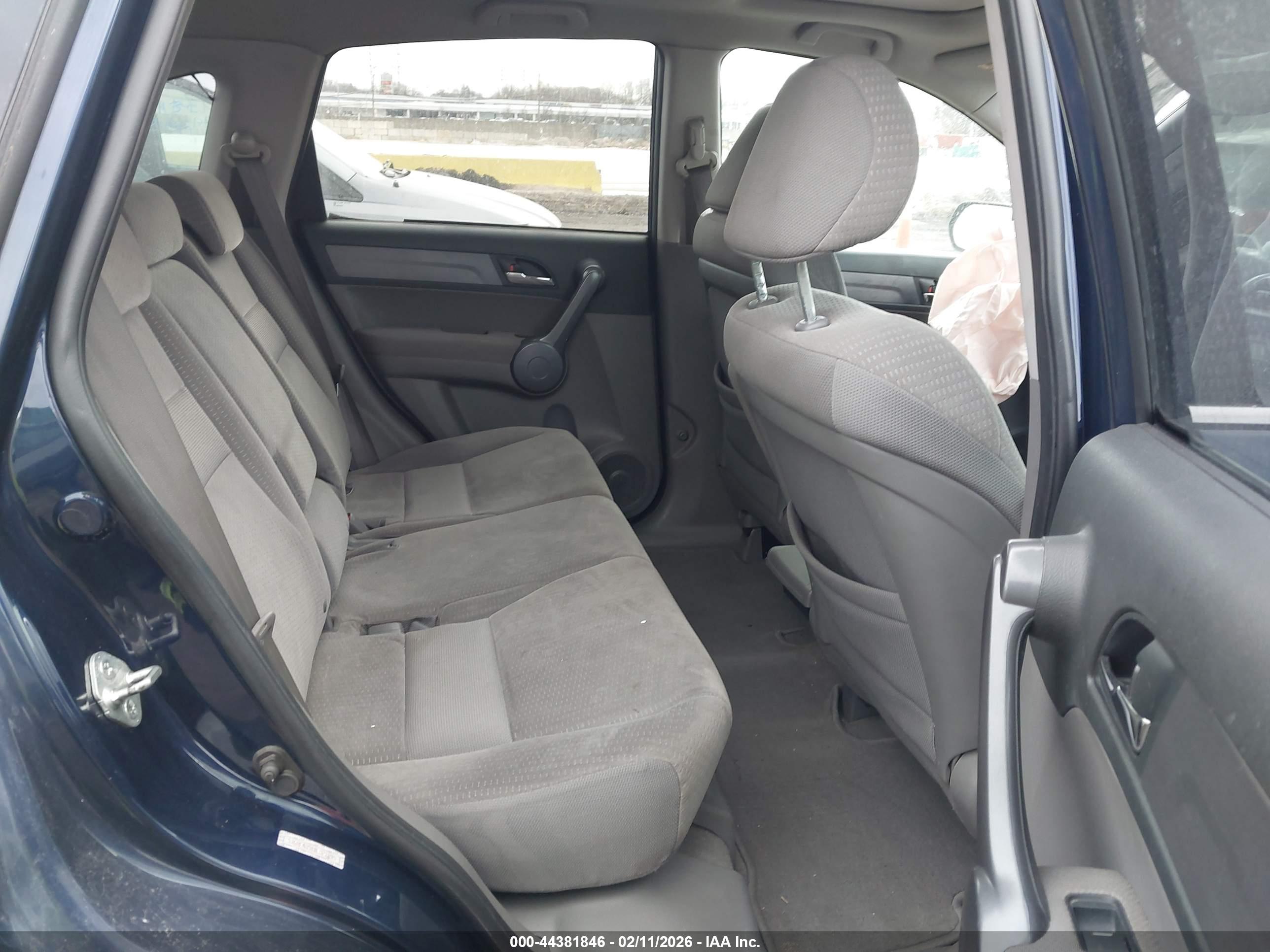 HONDA CR-V image 8