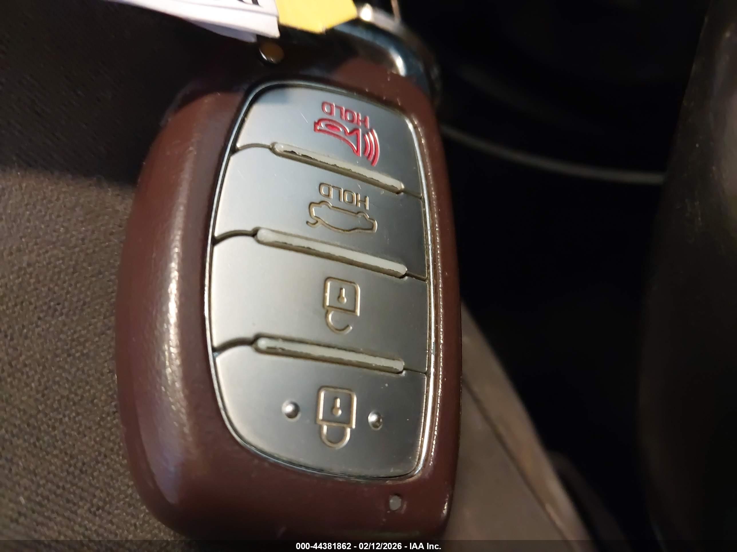 HYUNDAI SONATA image 11