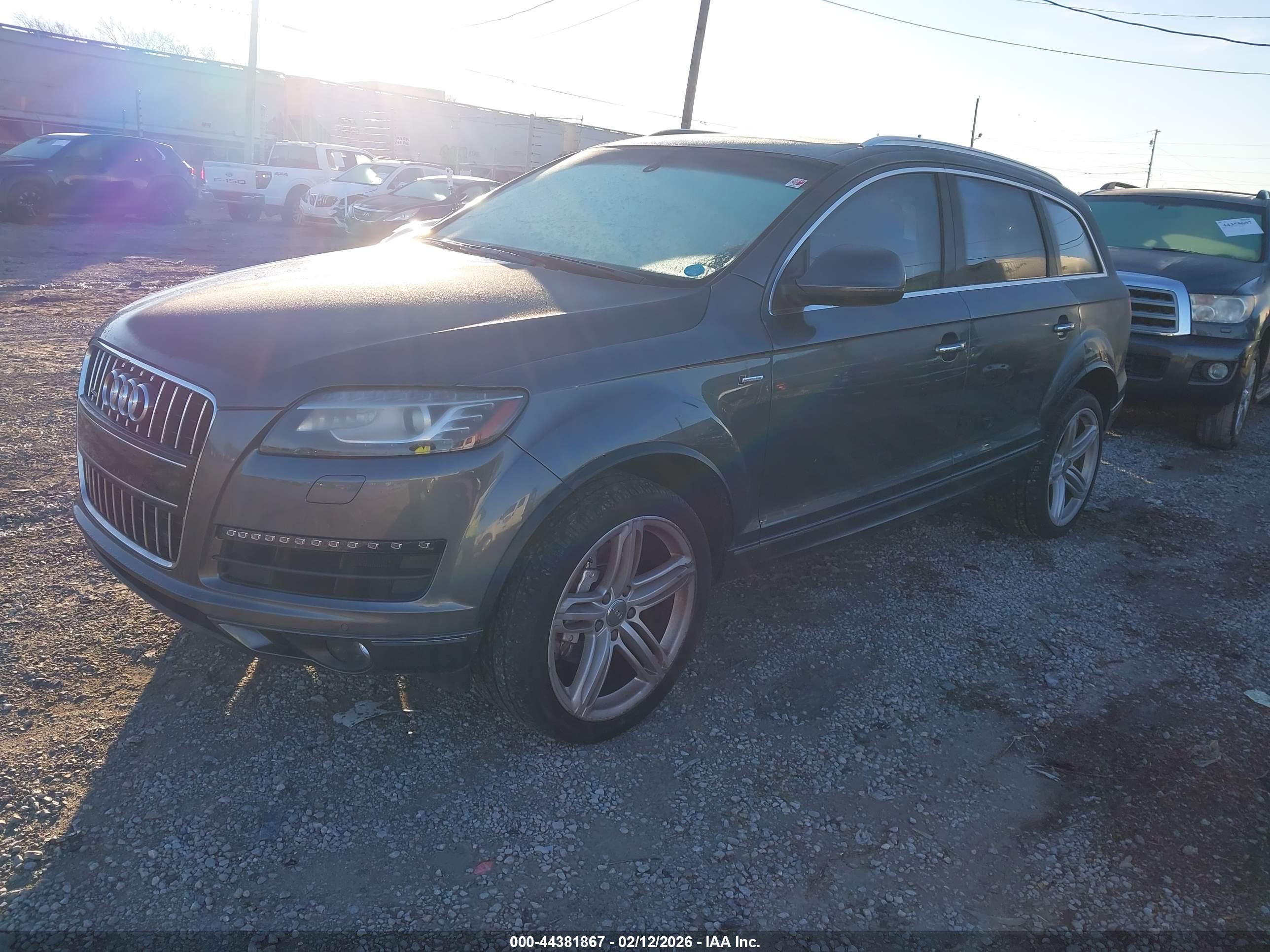 AUDI Q7 image 2