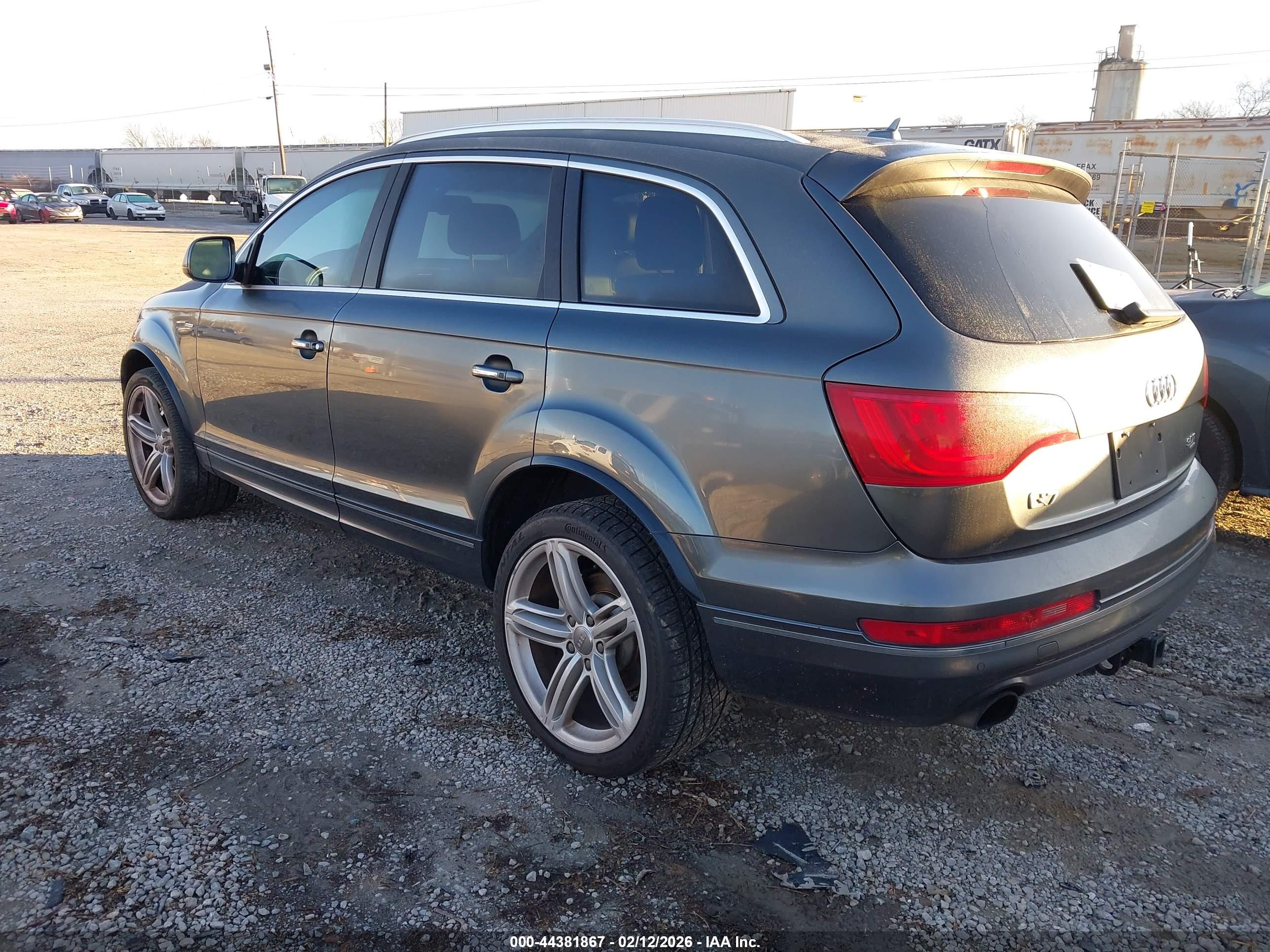 AUDI Q7 image 3