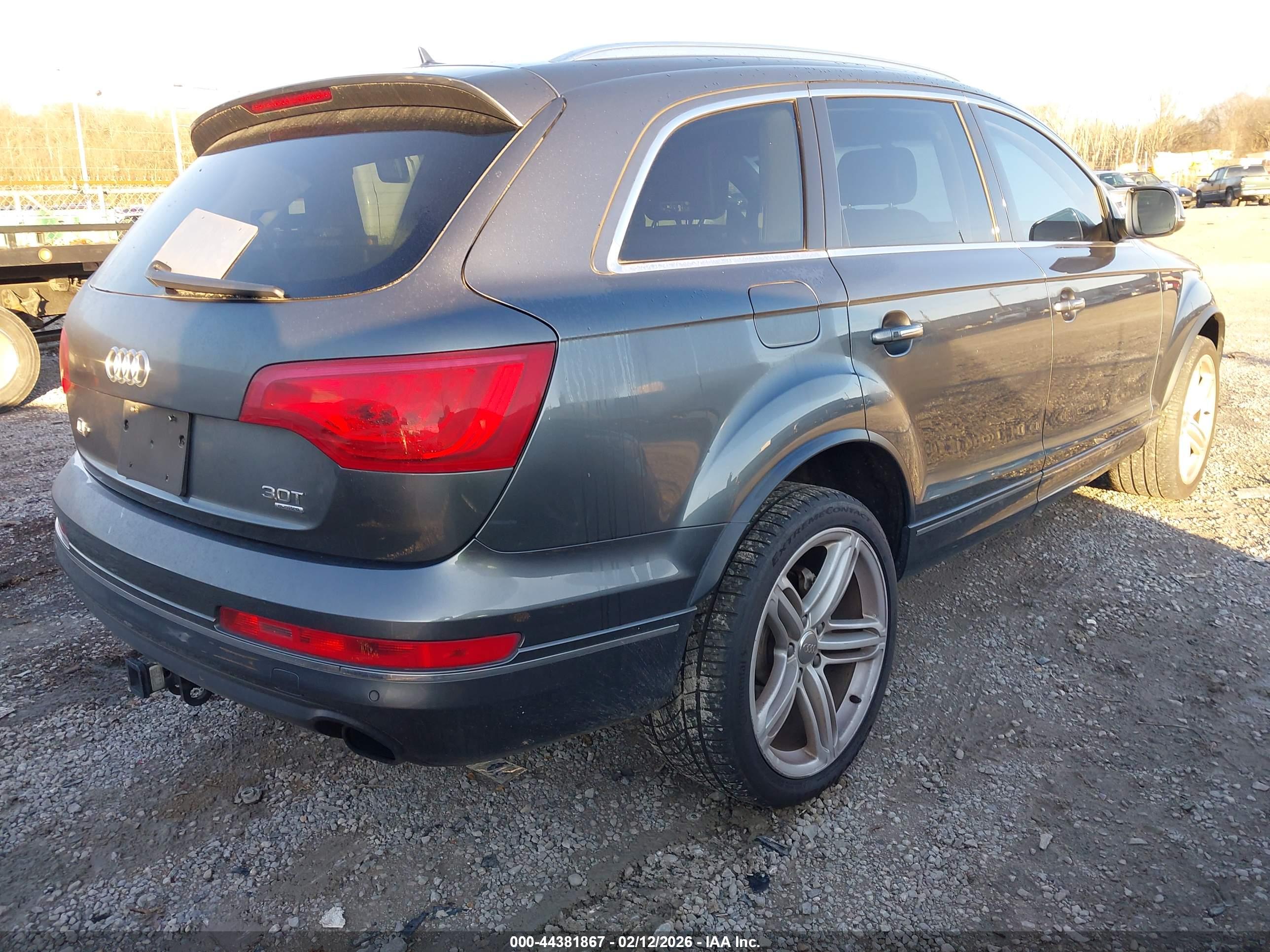 AUDI Q7 image 4