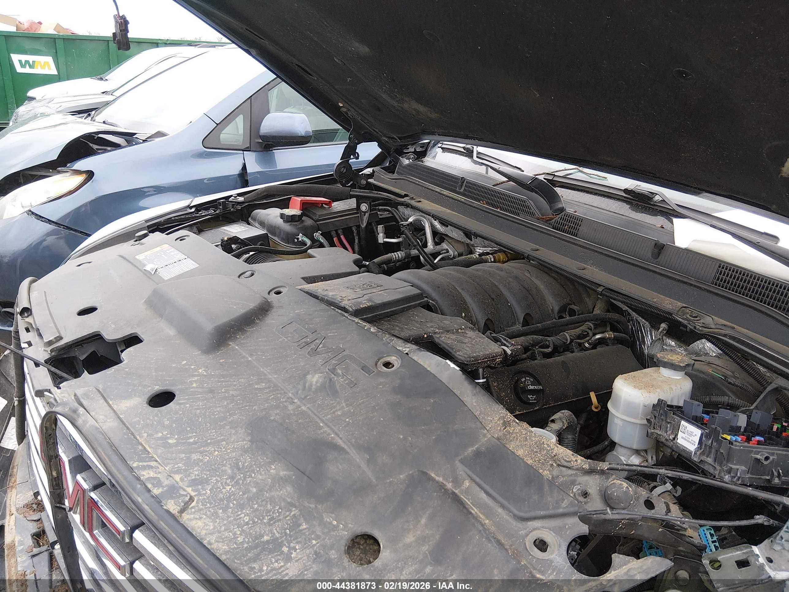 GMC YUKON image 10