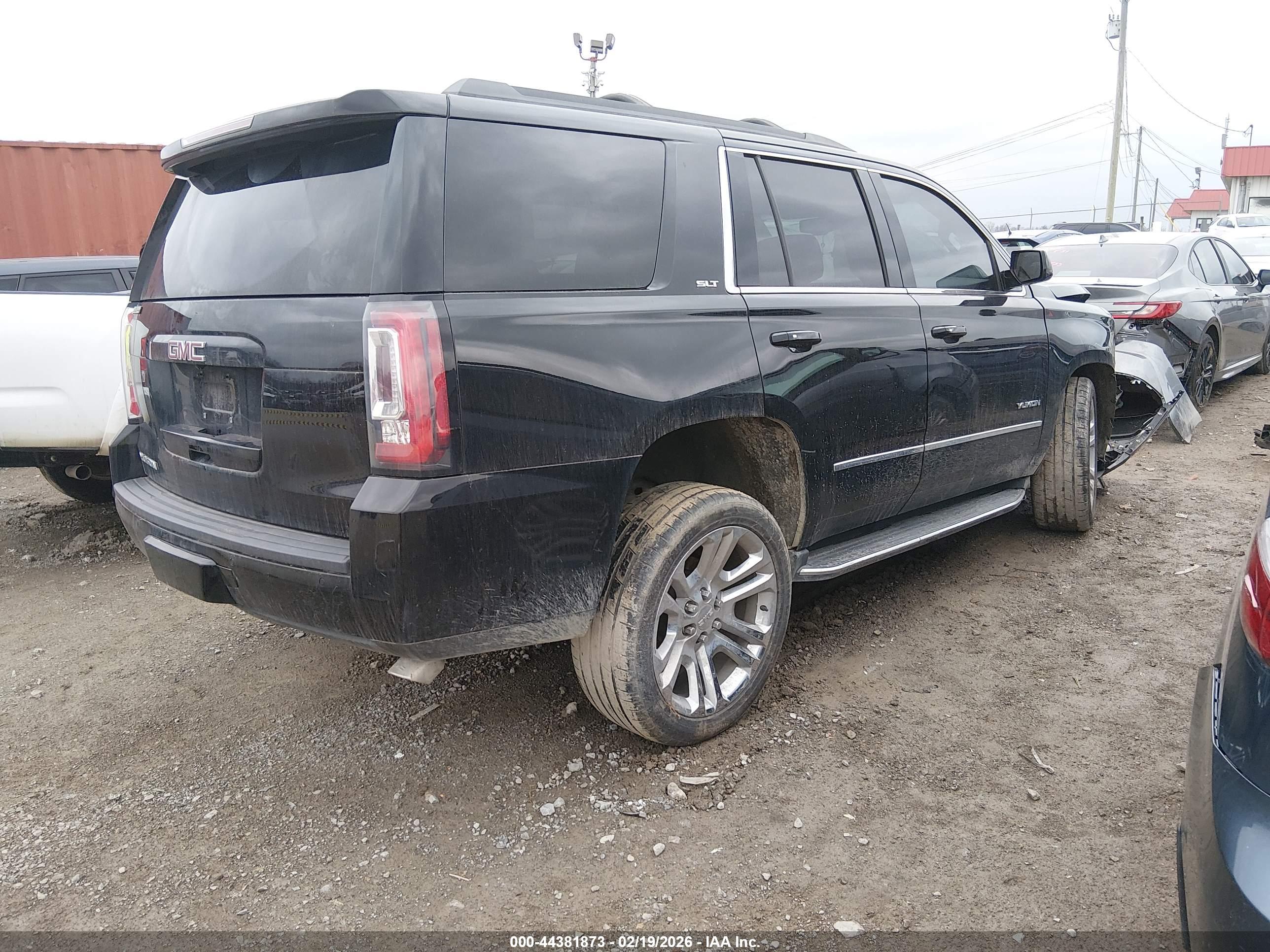 GMC YUKON image 4