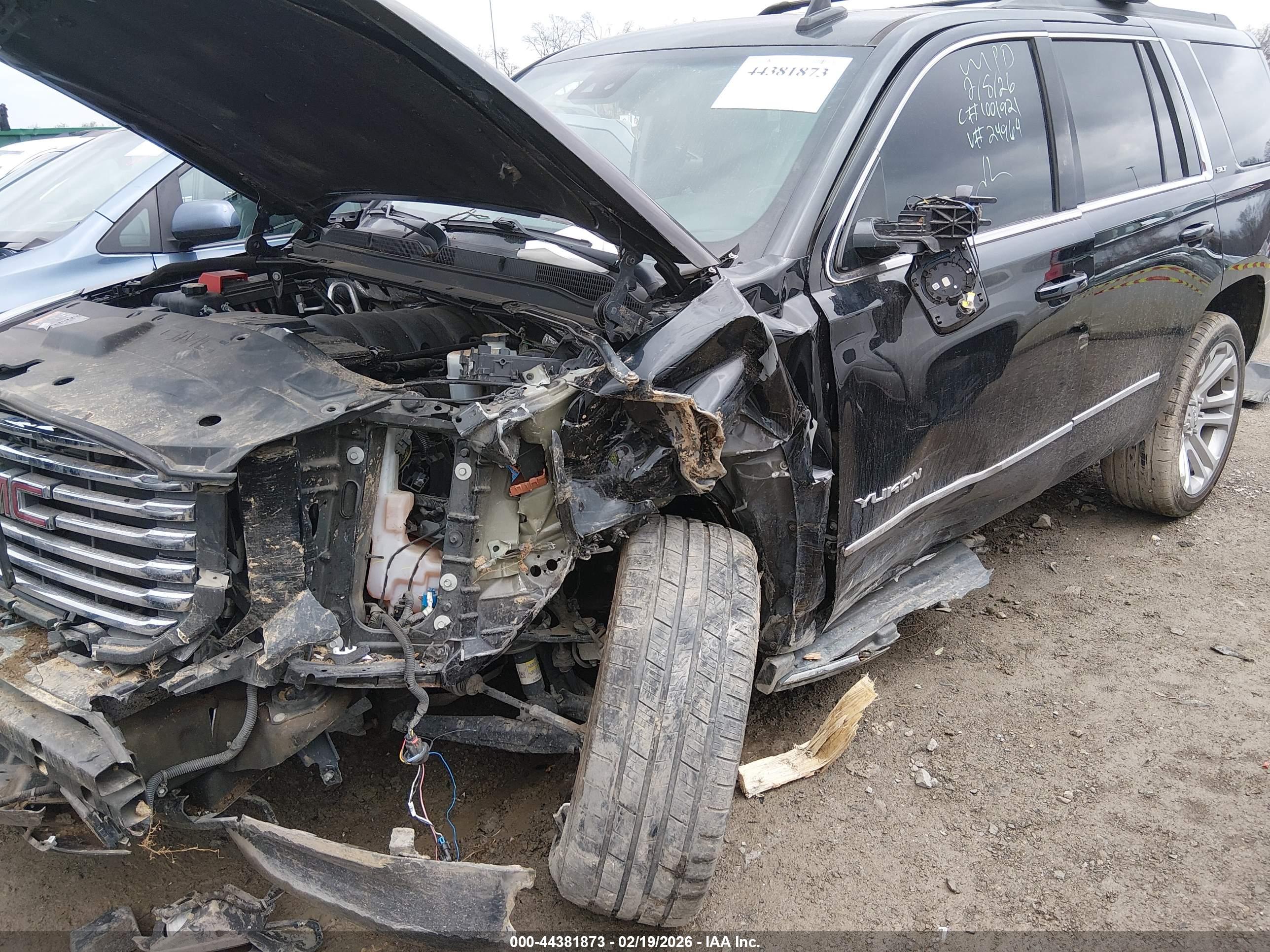 GMC YUKON image 6