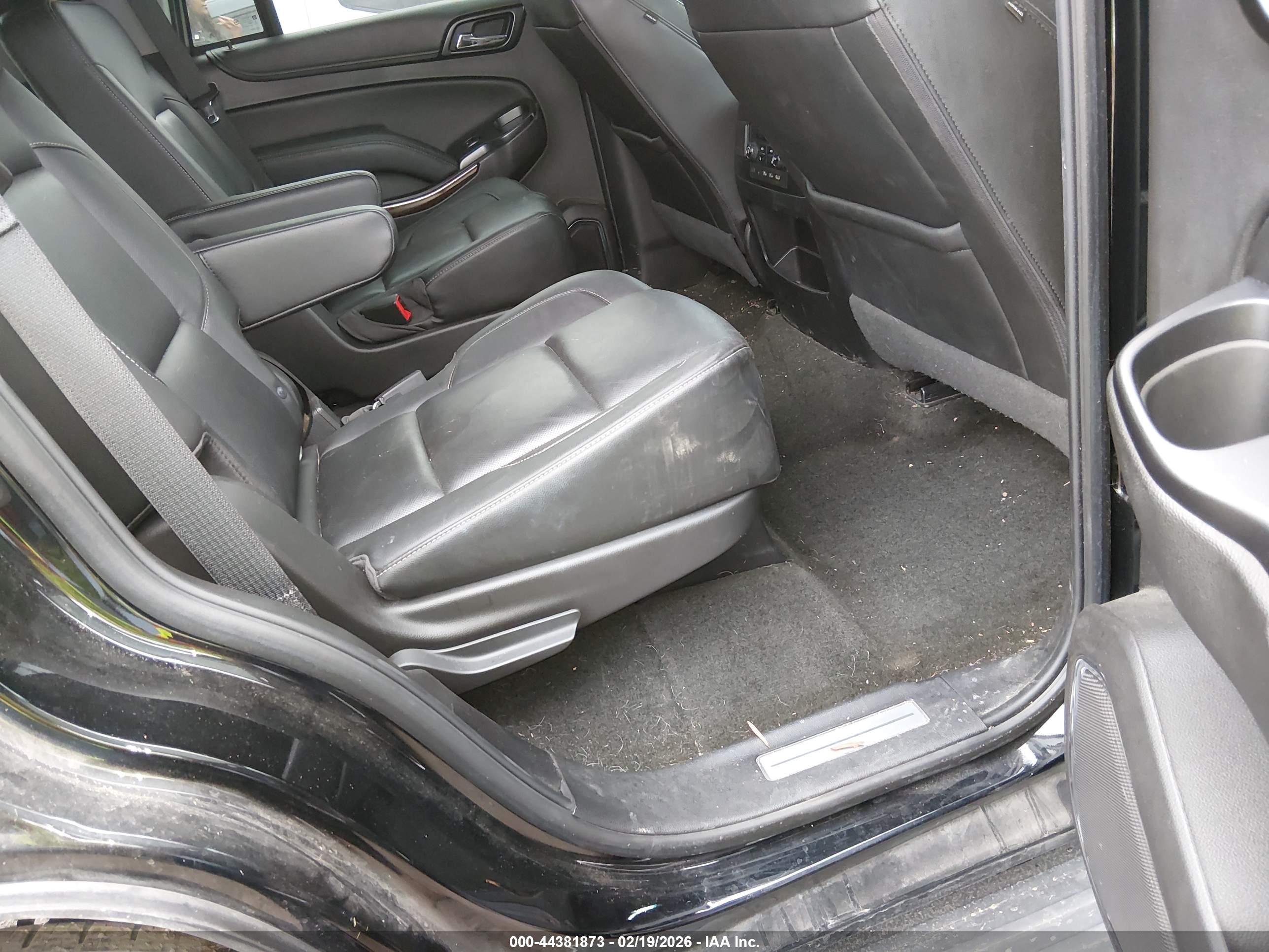 GMC YUKON image 8