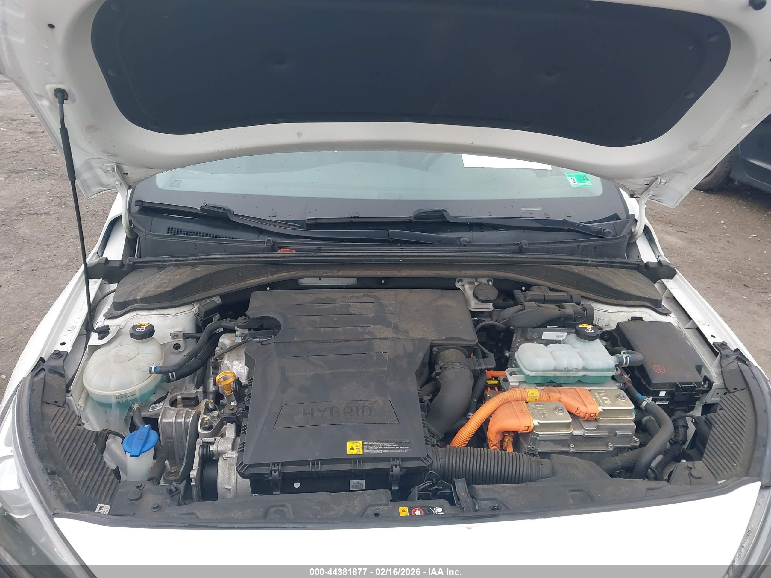 HYUNDAI IONIQ image 10