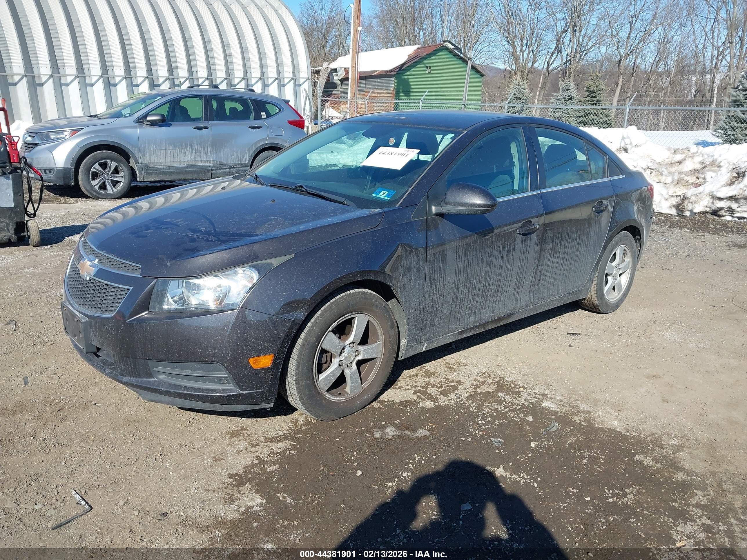 CHEVROLET CRUZE image 2