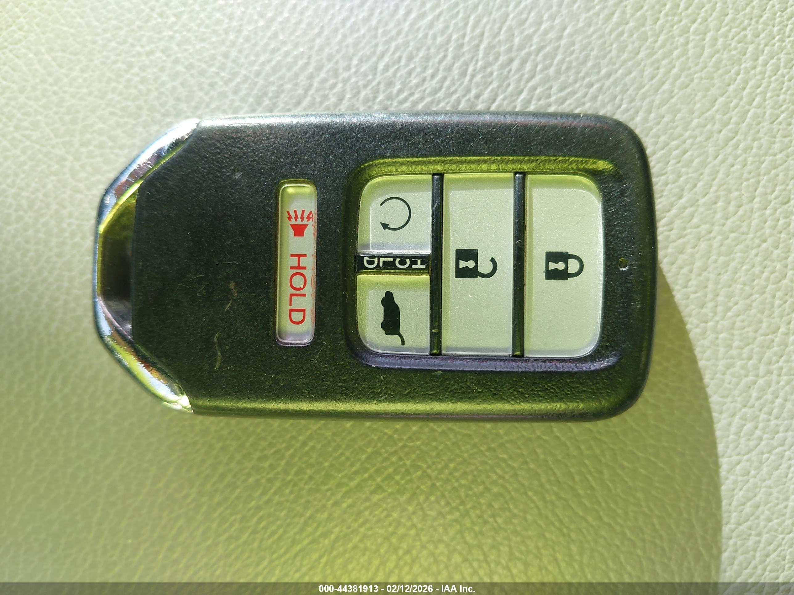 HONDA CR-V image 11
