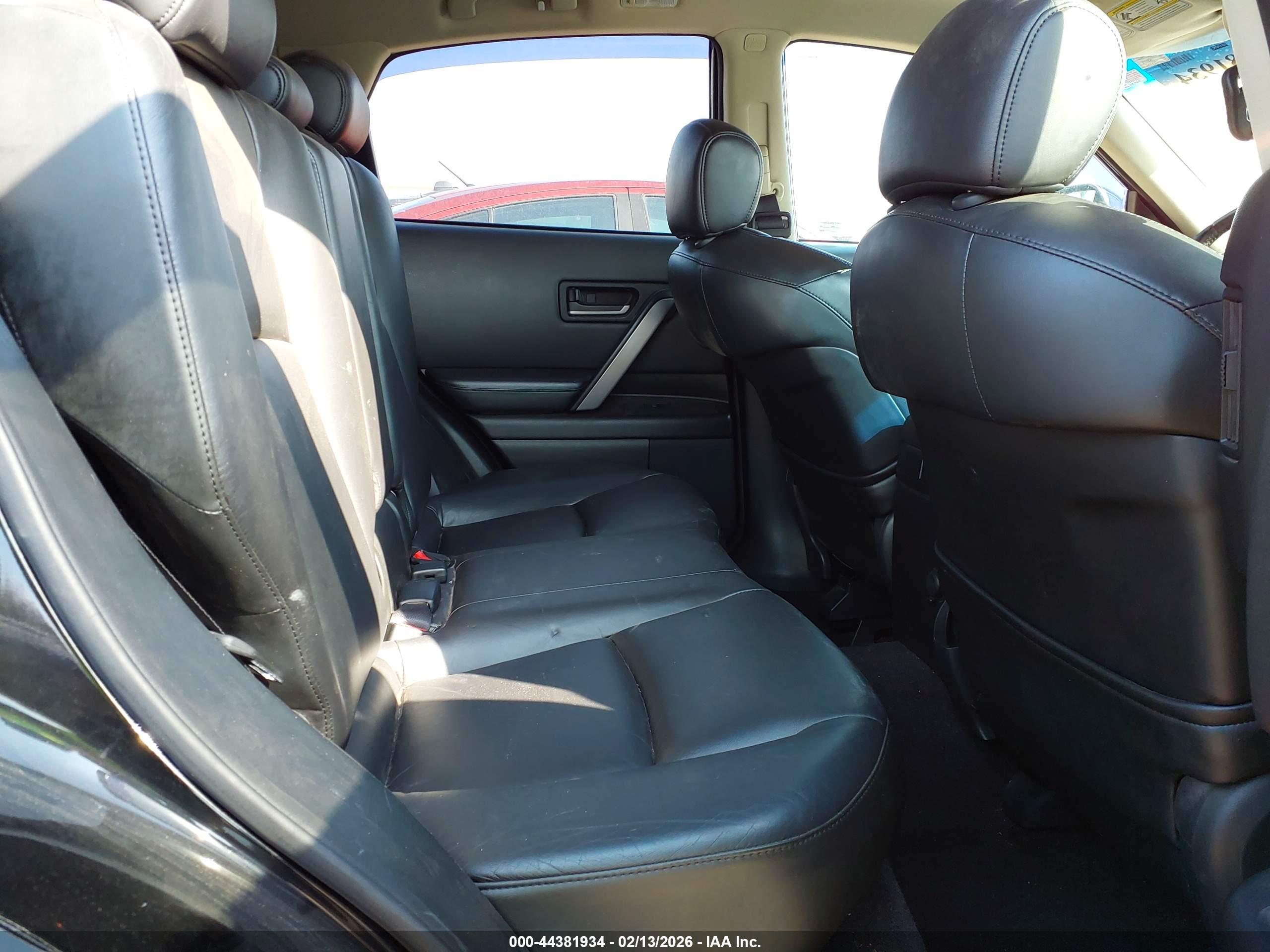 INFINITI FX45 image 8