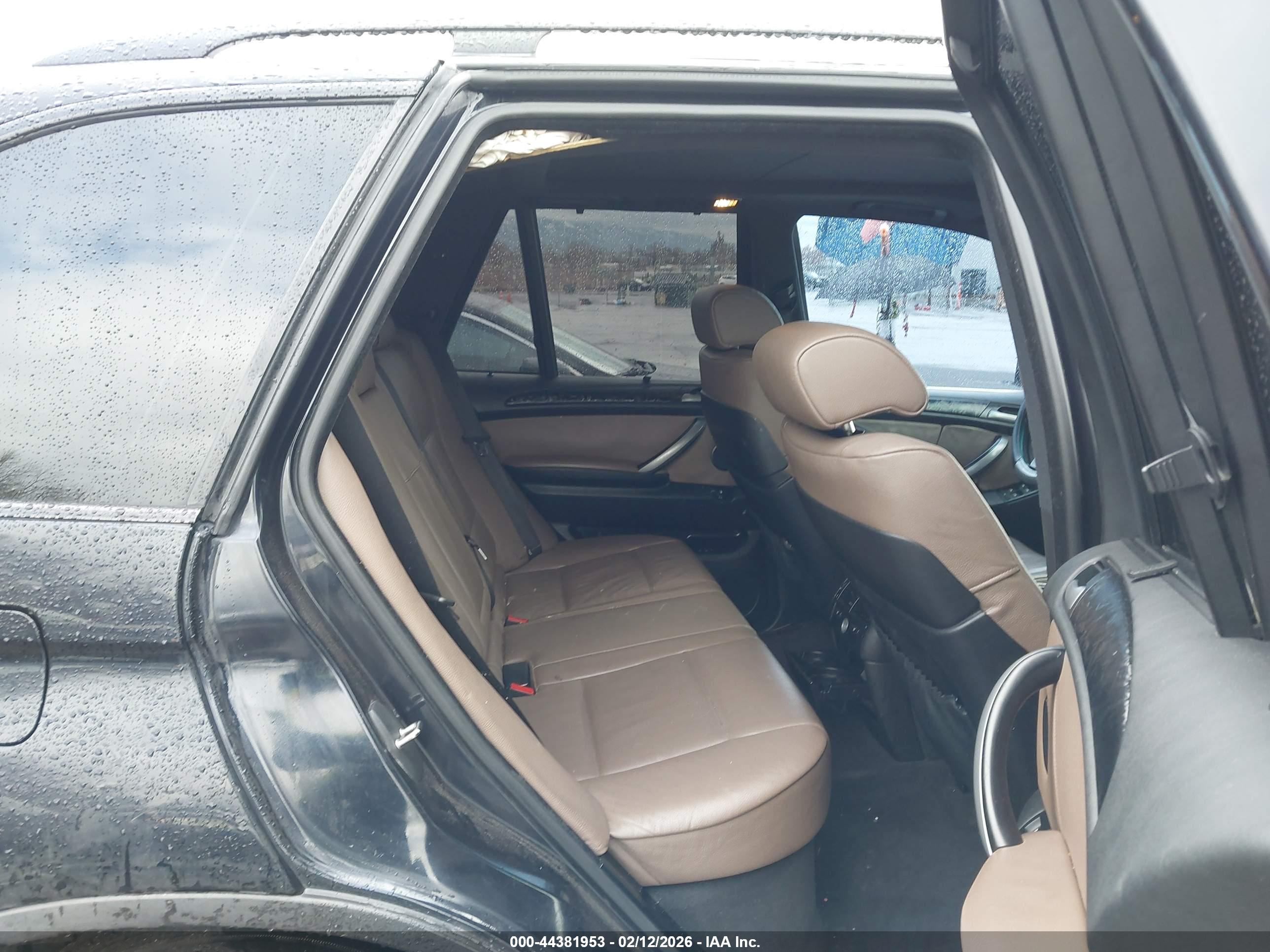 BMW X5 image 8