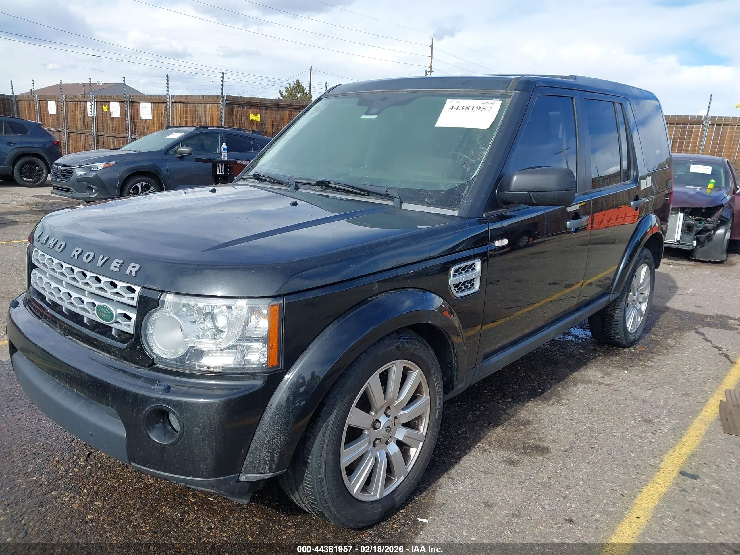 LAND ROVER image 2