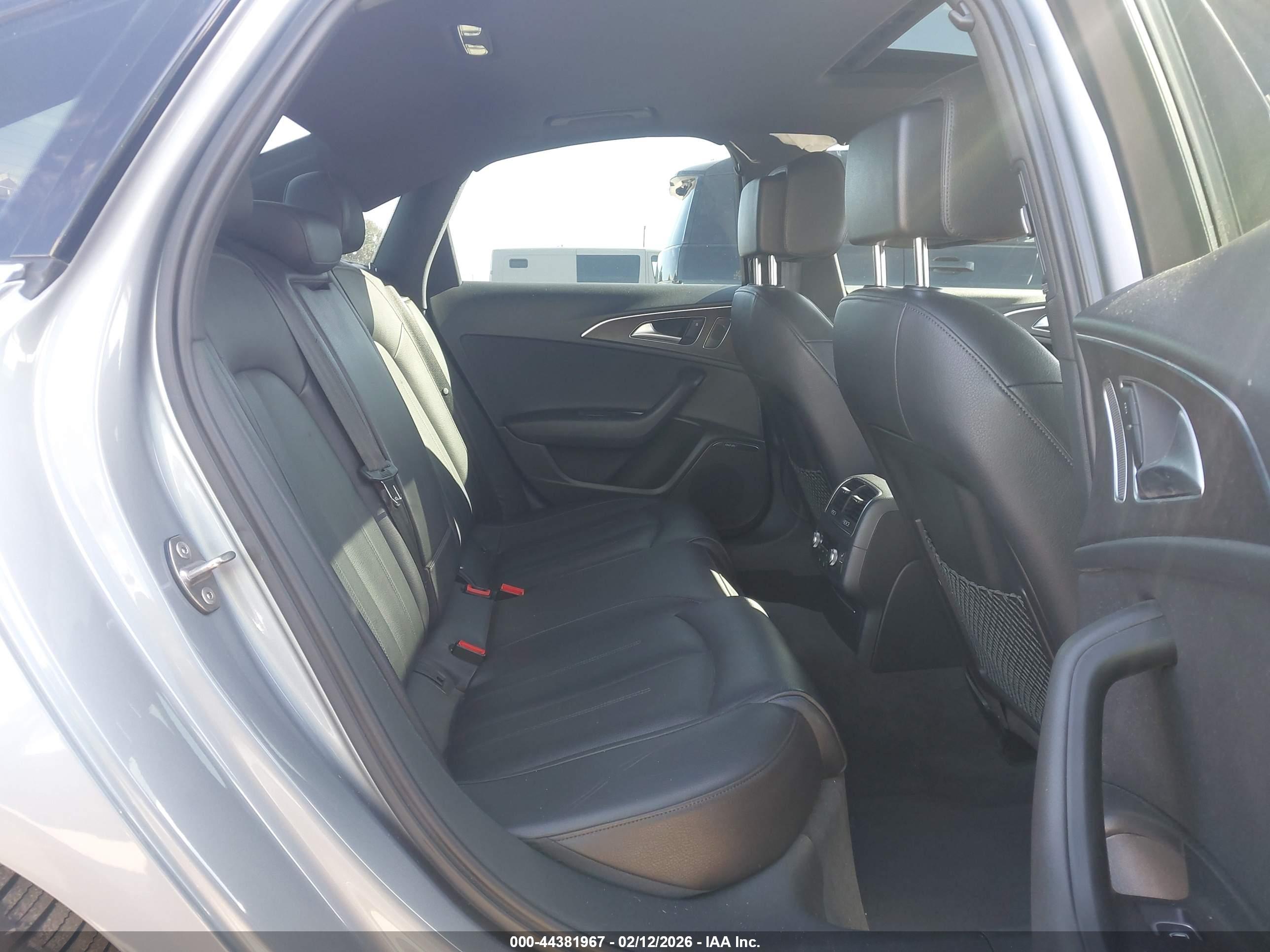 AUDI A6 image 8