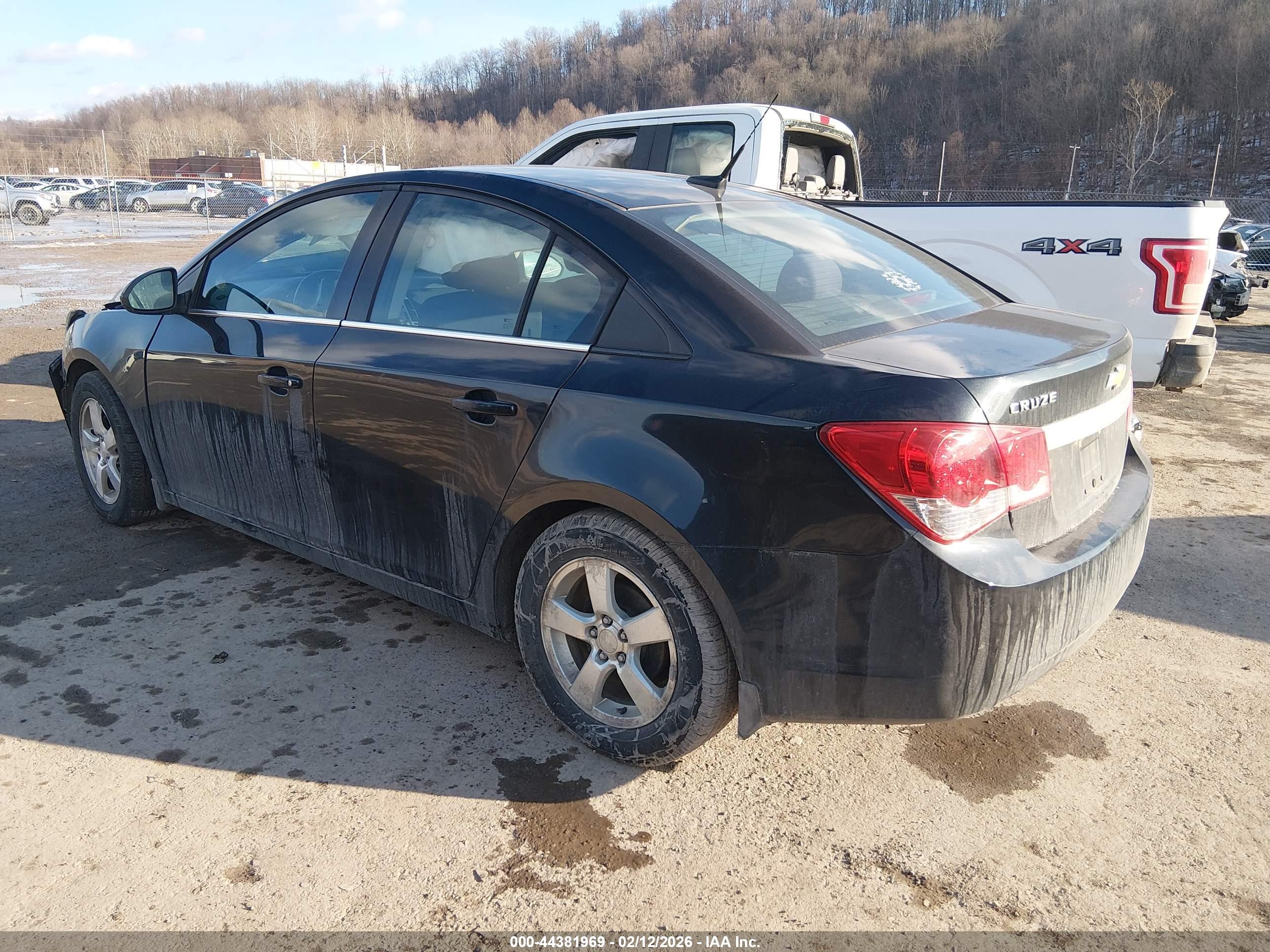 CHEVROLET CRUZE image 3