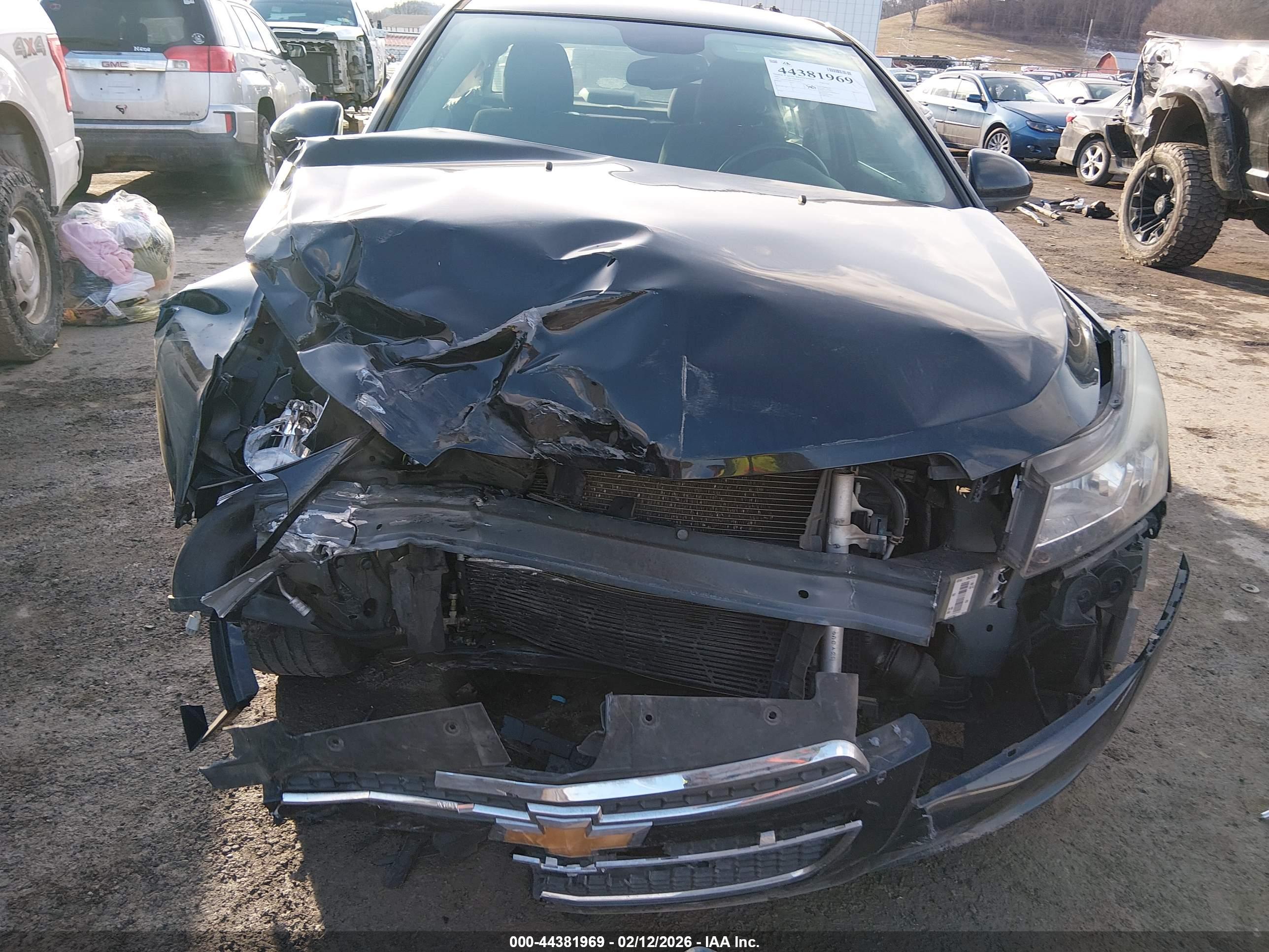 CHEVROLET CRUZE image 6