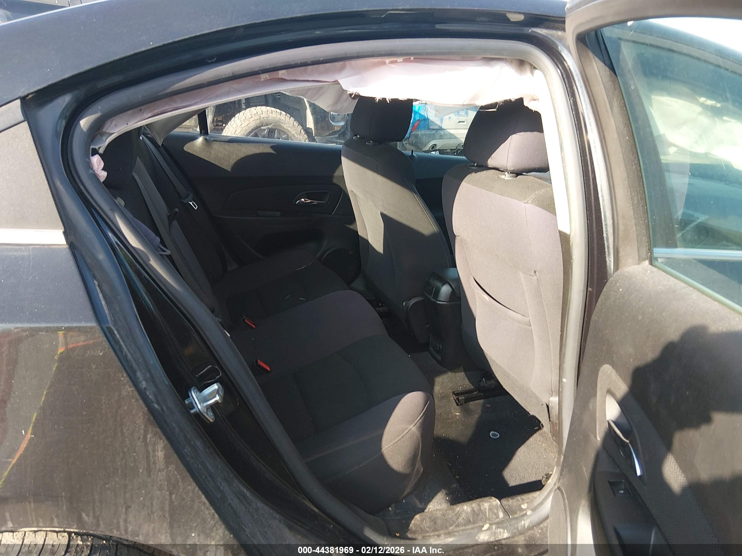CHEVROLET CRUZE image 8