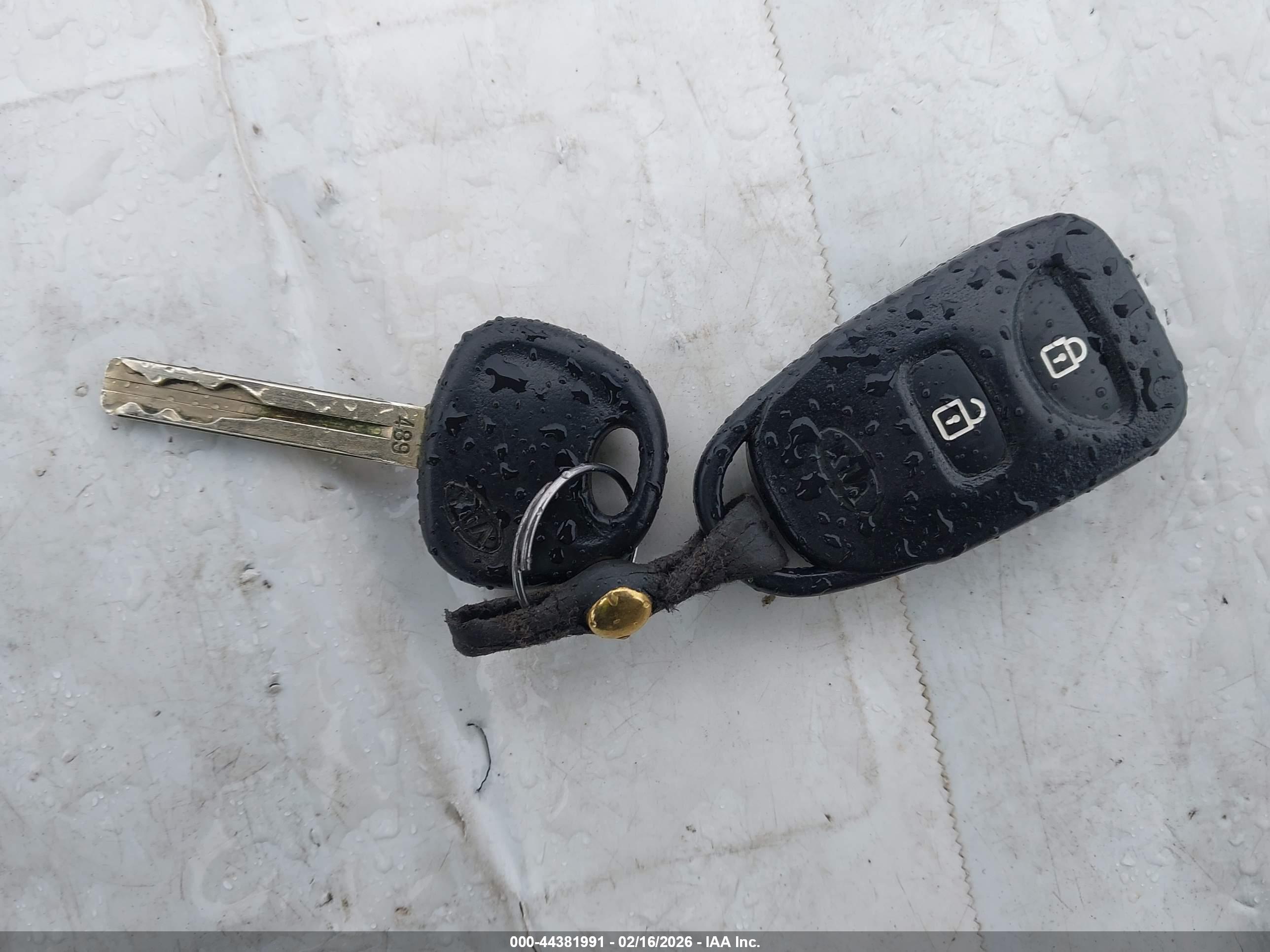 KIA SORENTO image 11