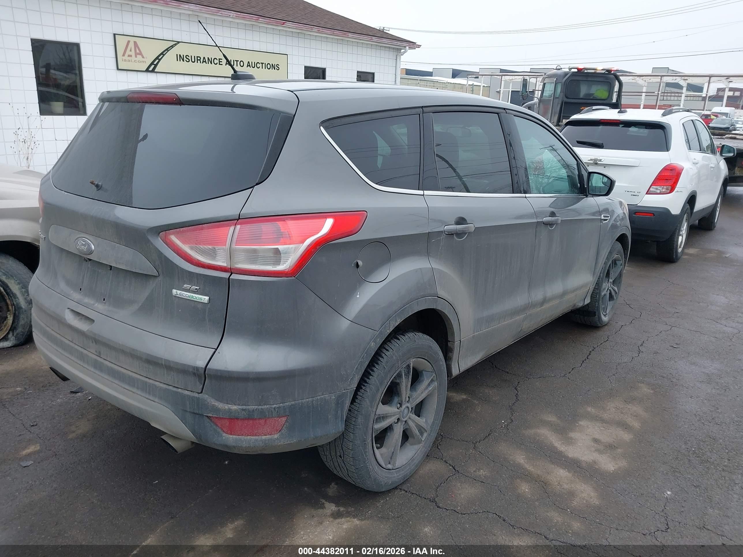 FORD ESCAPE image 4