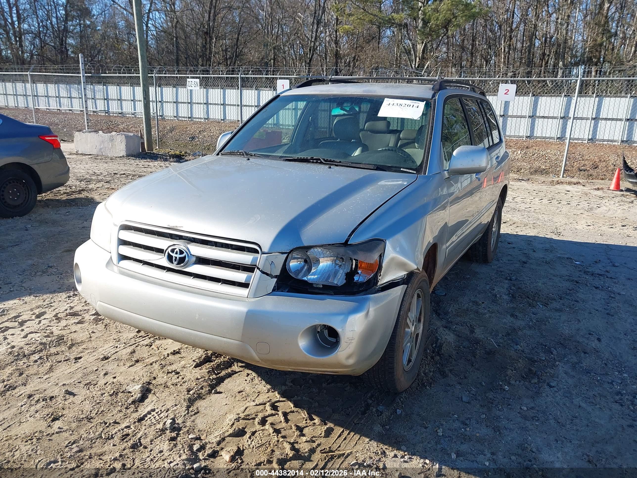 TOYOTA HIGHLANDER image 6