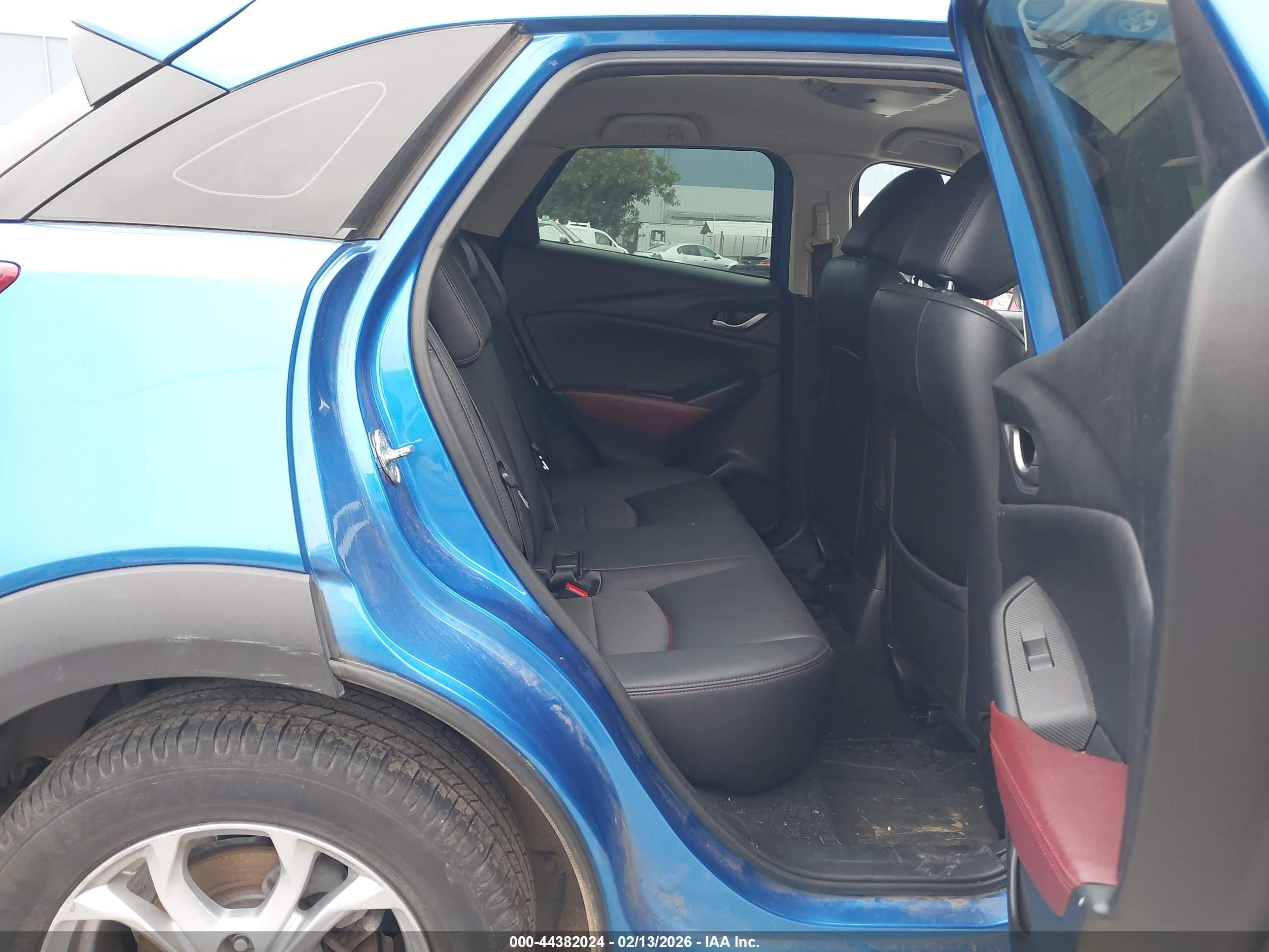 MAZDA CX-3 image 8