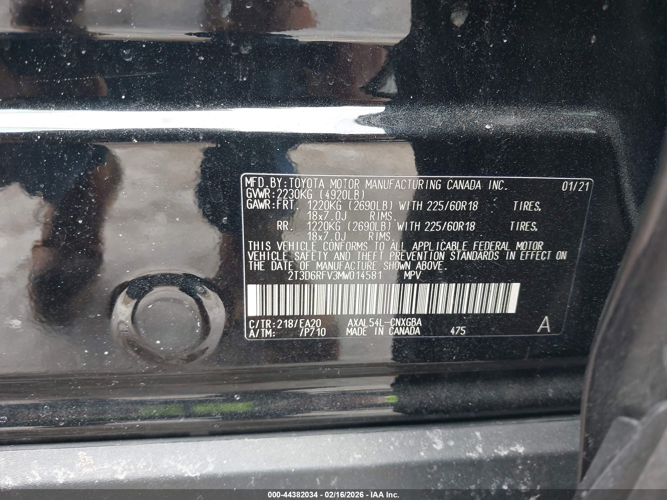 TOYOTA RAV4 image 9