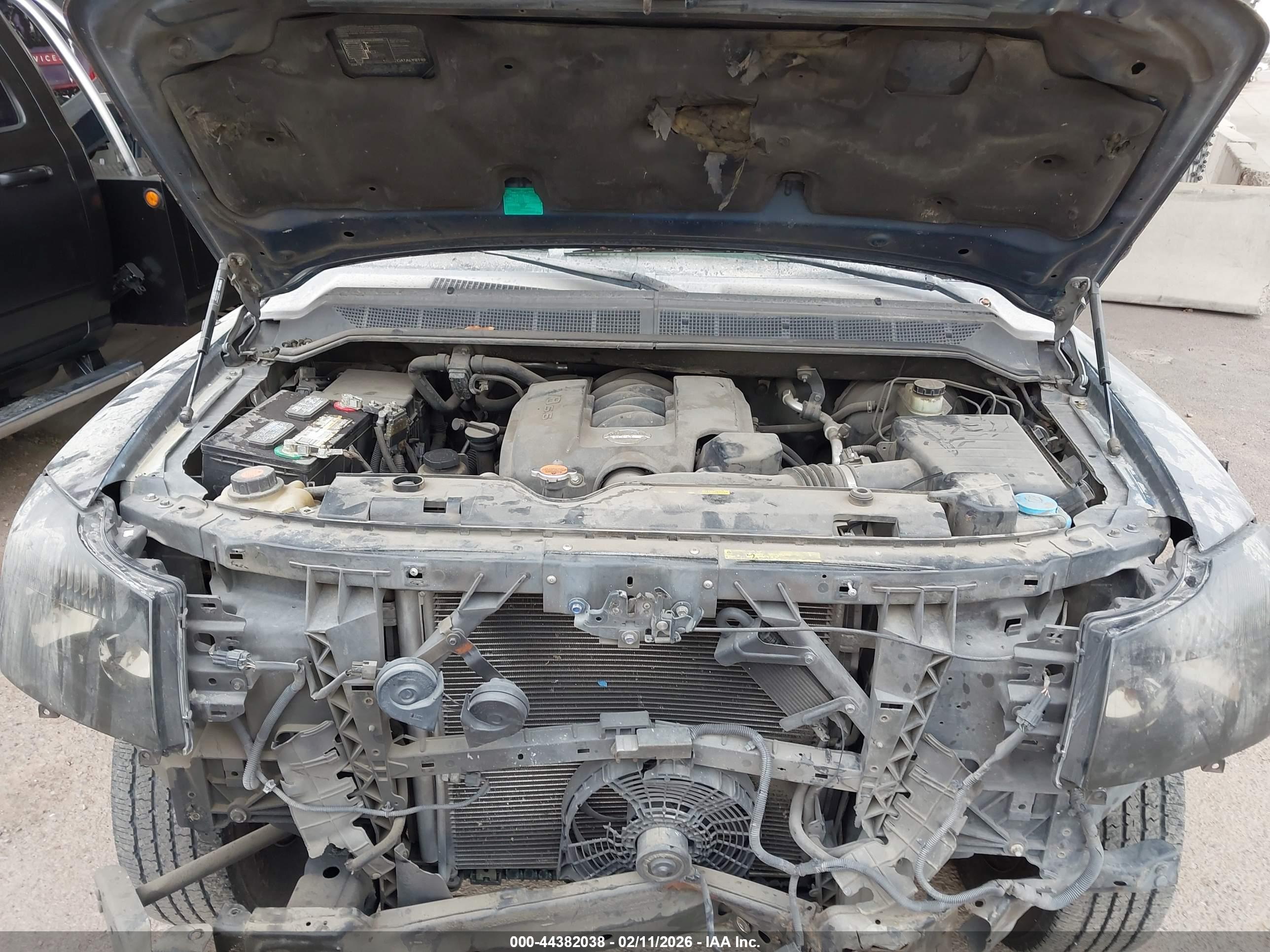 NISSAN TITAN image 10