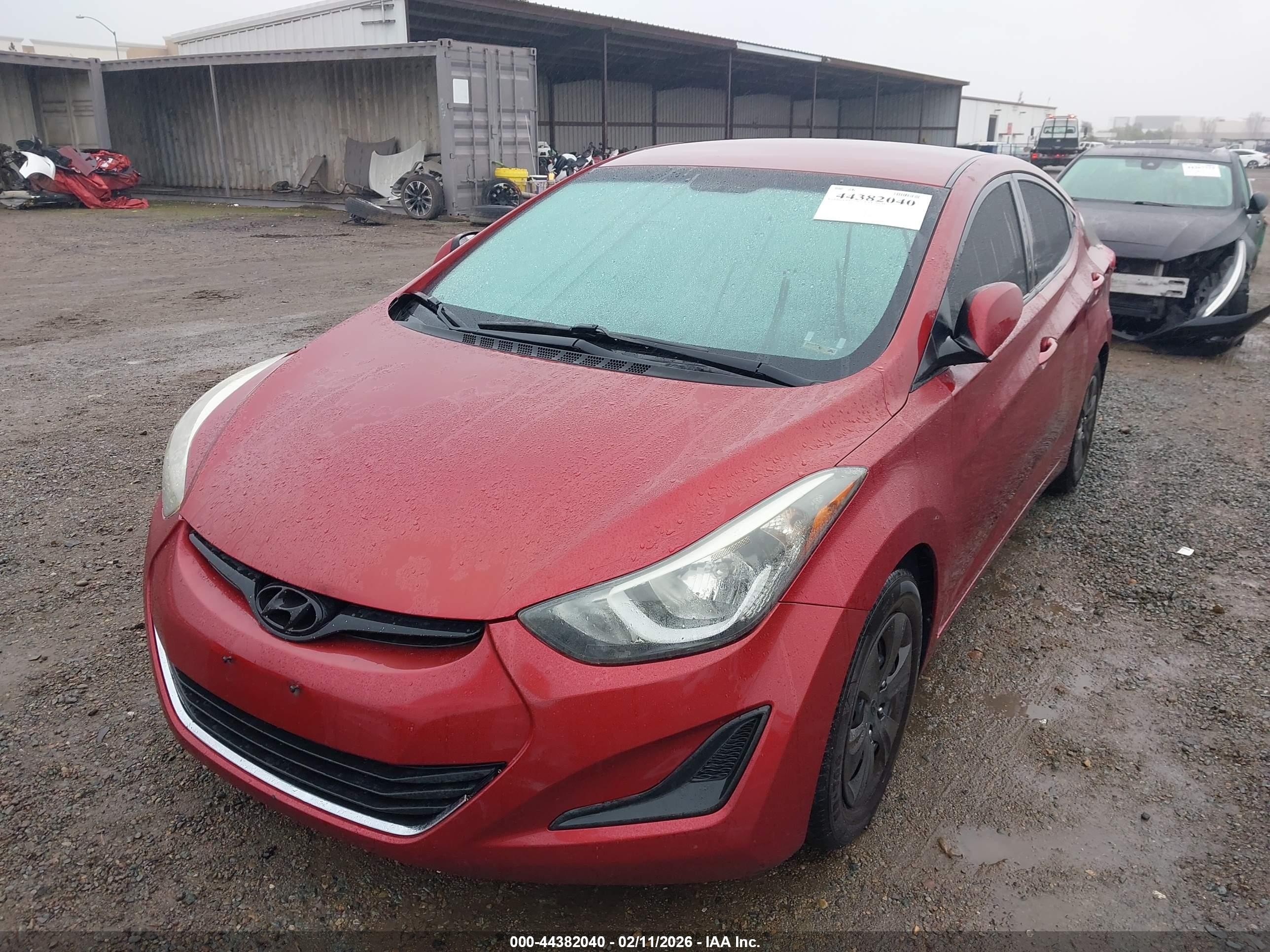 HYUNDAI ELANTRA image 6