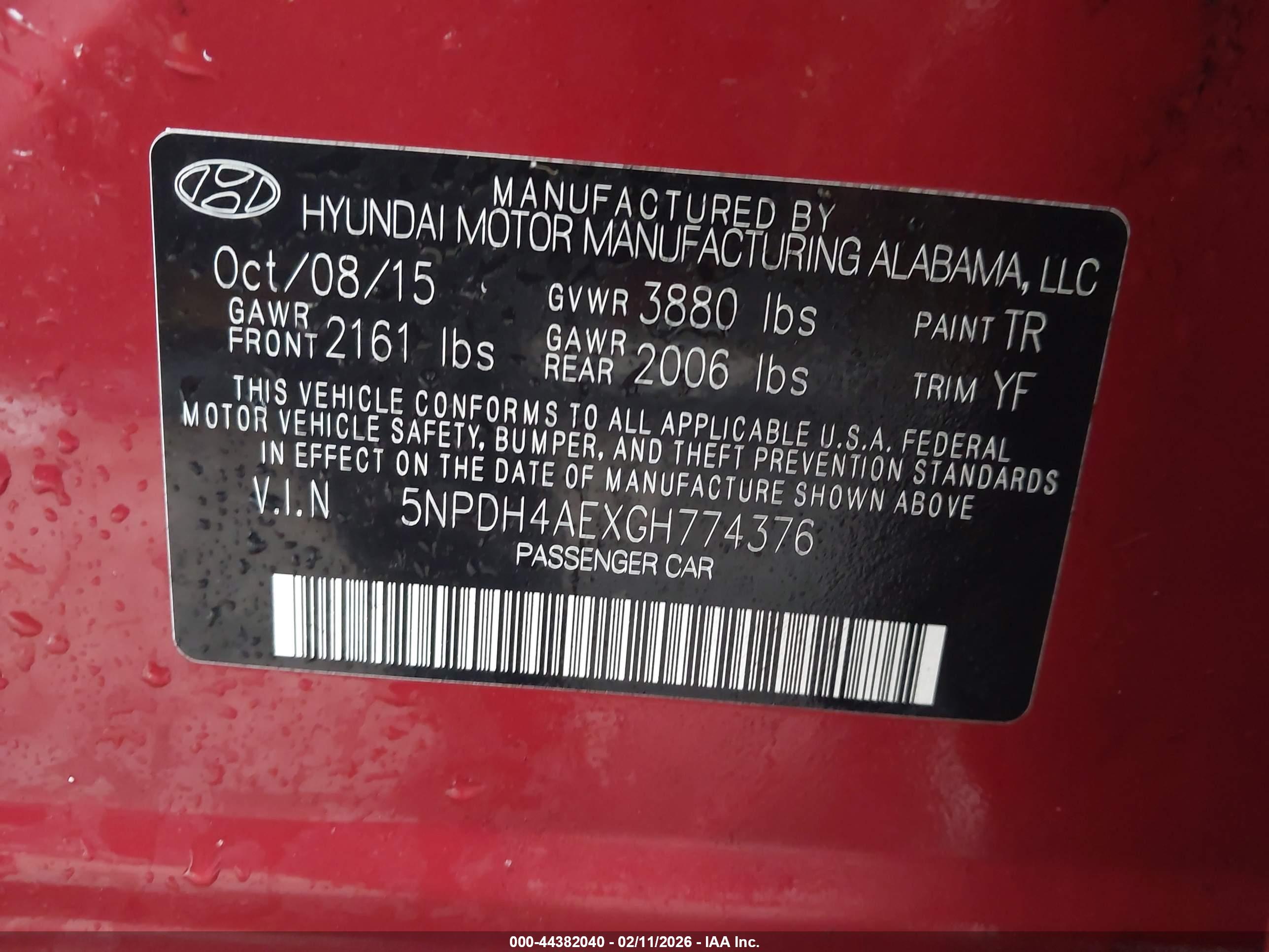 HYUNDAI ELANTRA image 9