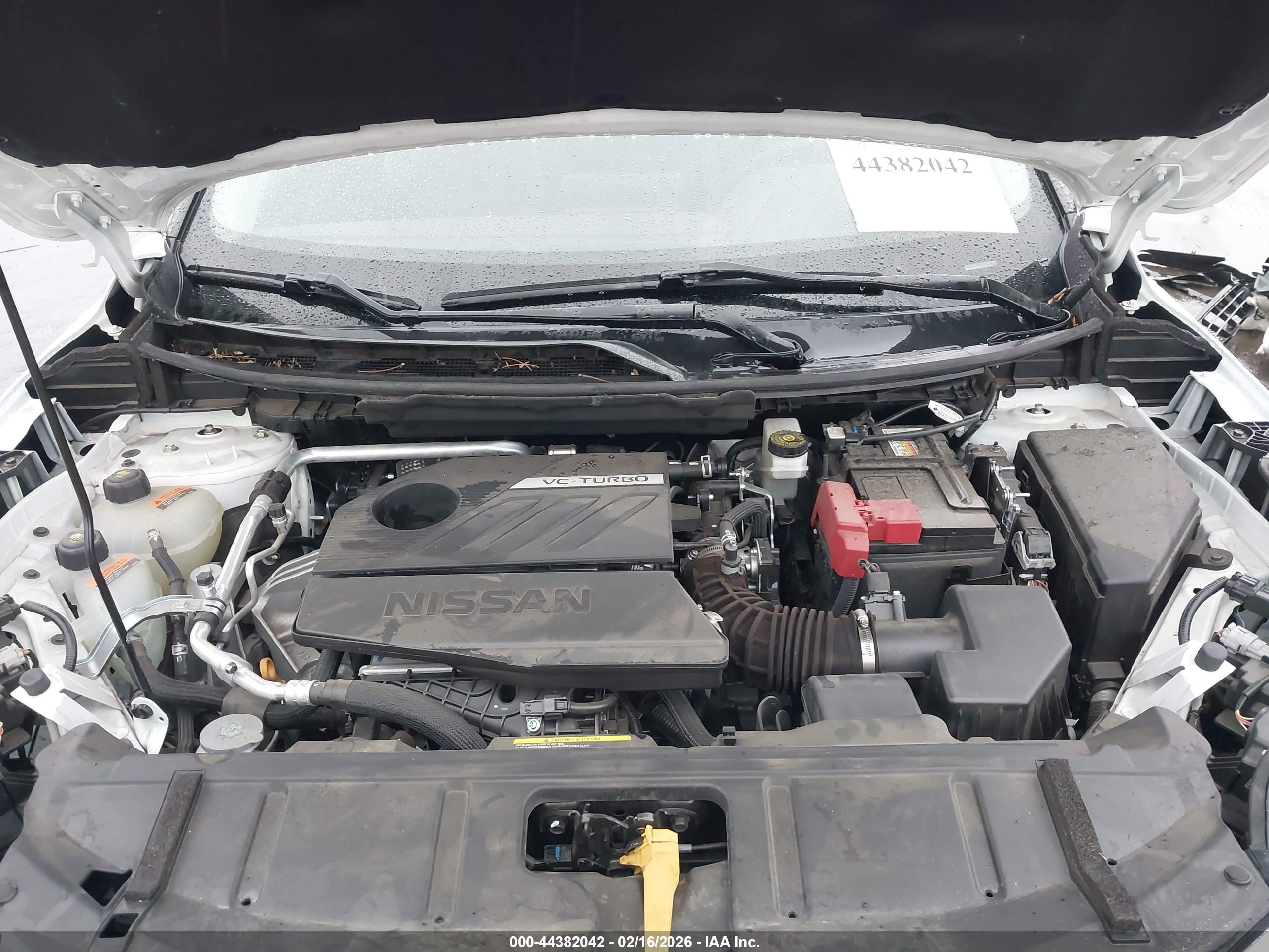 NISSAN ROGUE image 10