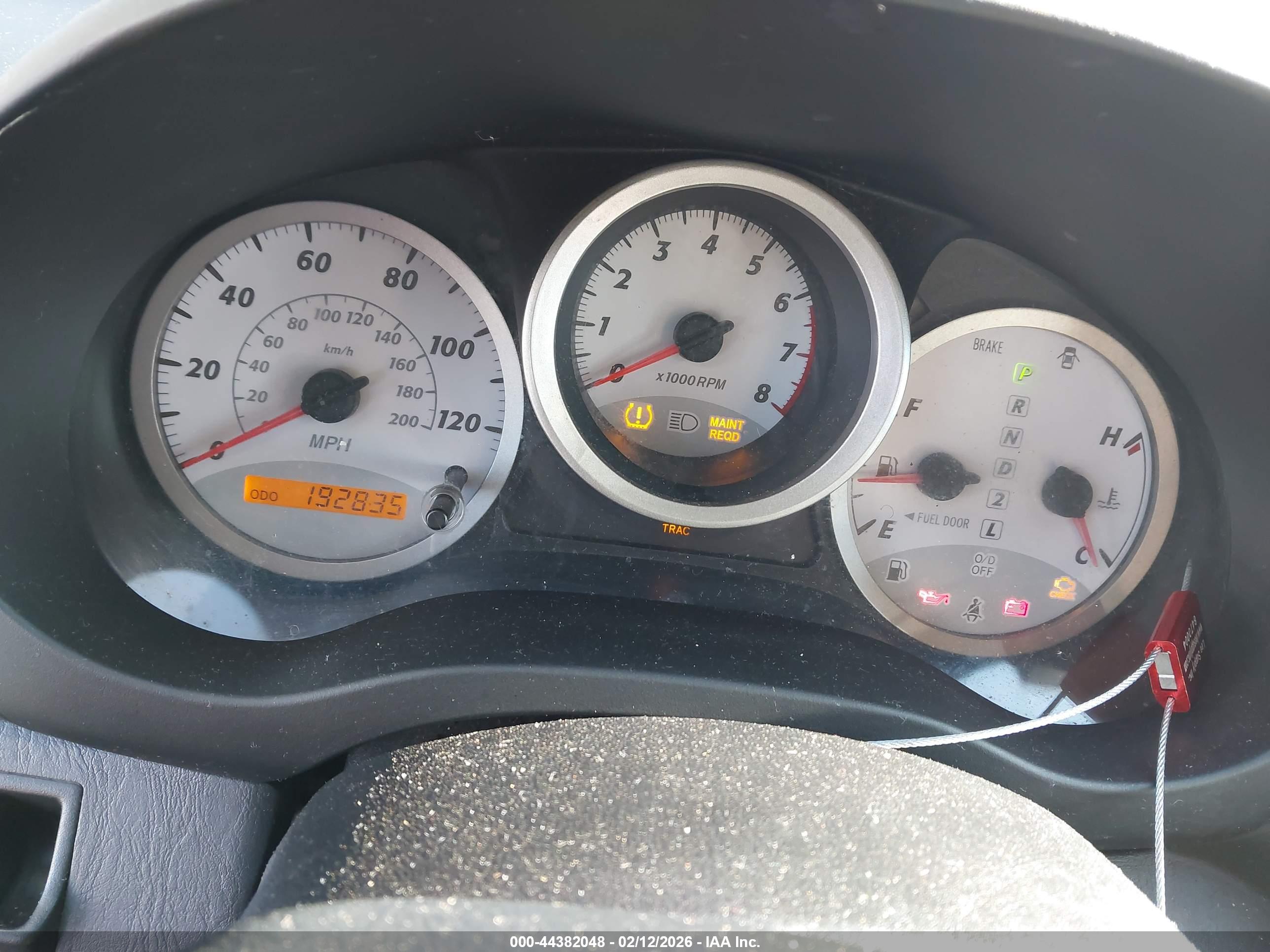 TOYOTA RAV4 image 7