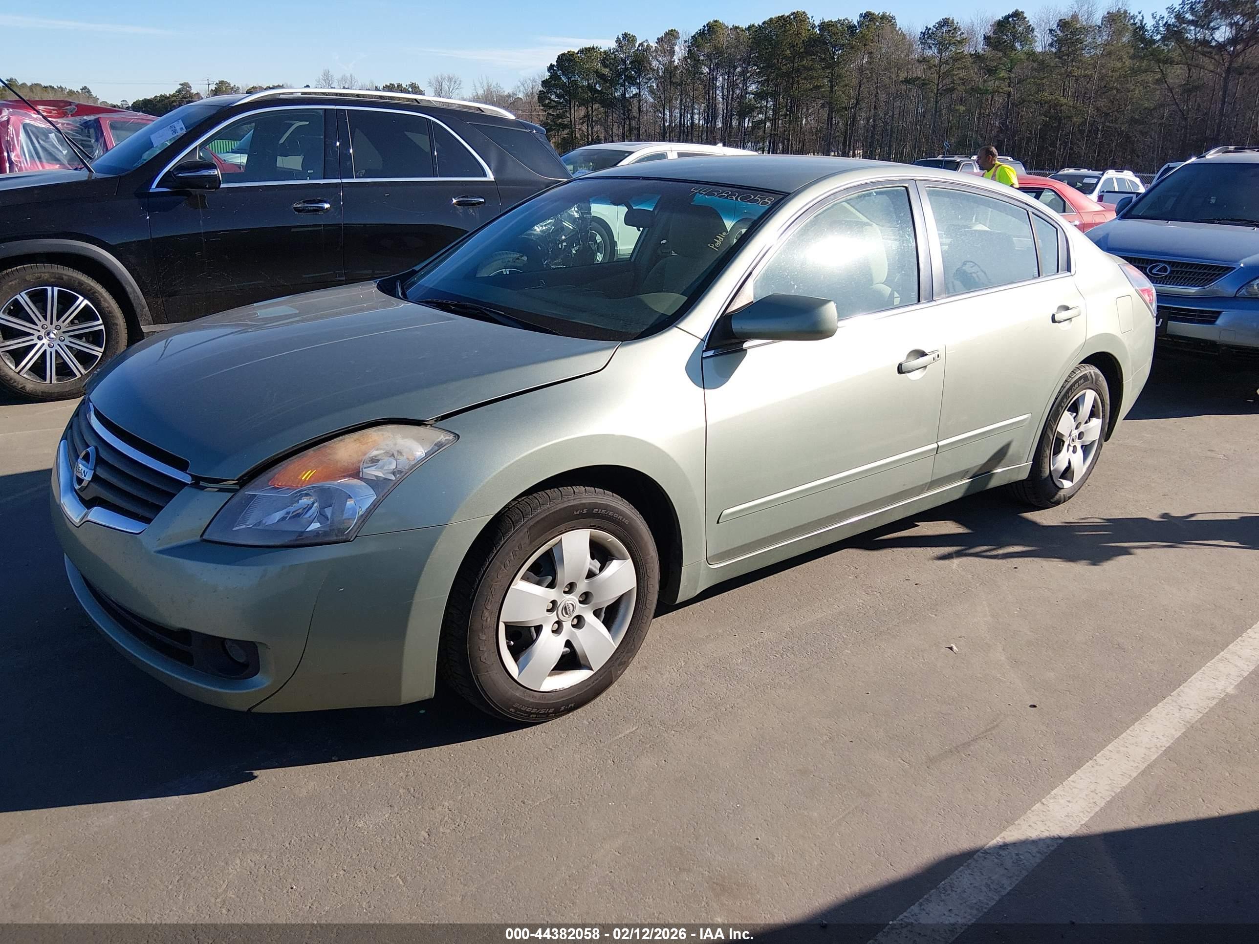 NISSAN ALTIMA image 2