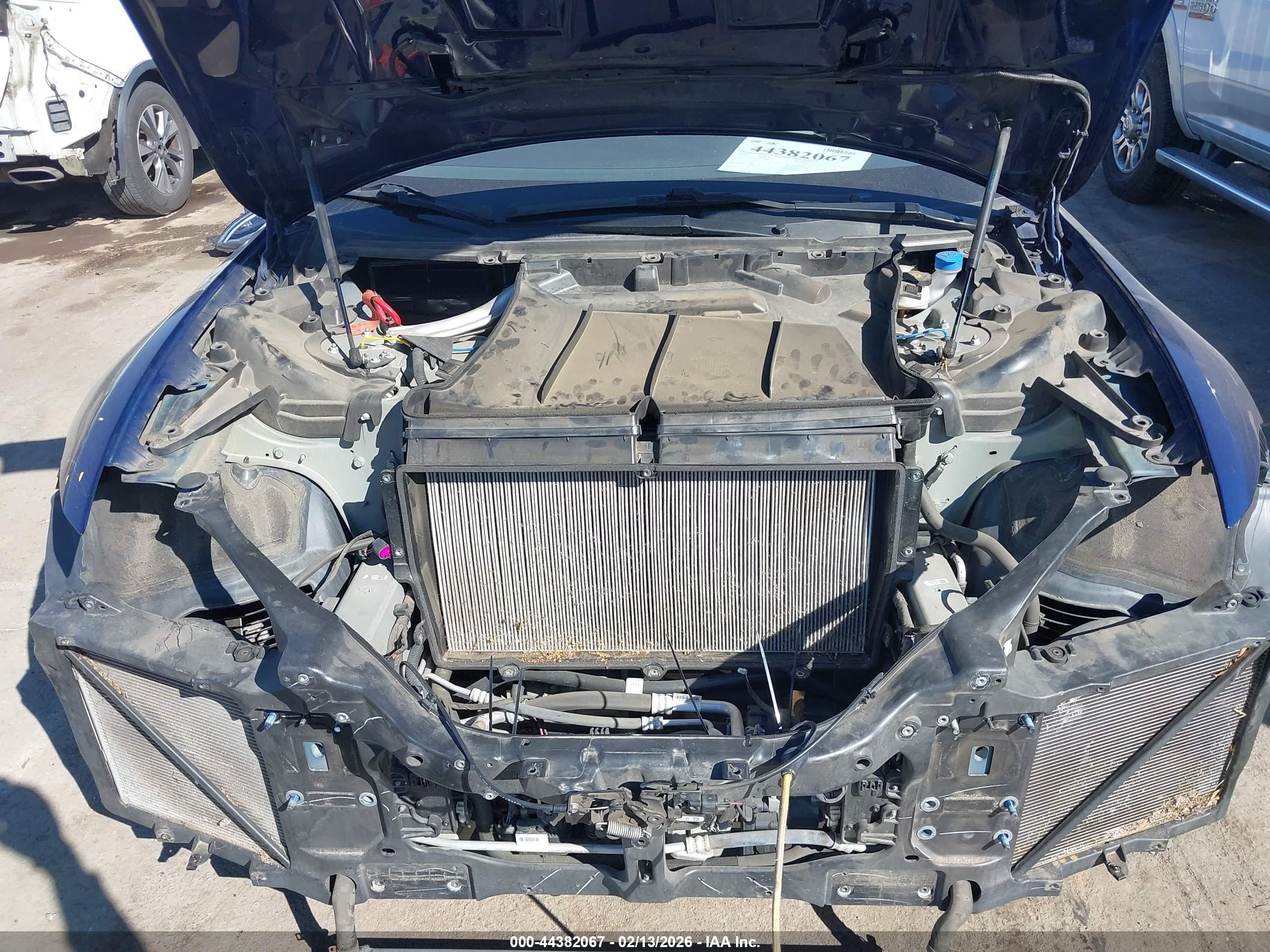 TESLA MODEL image 10