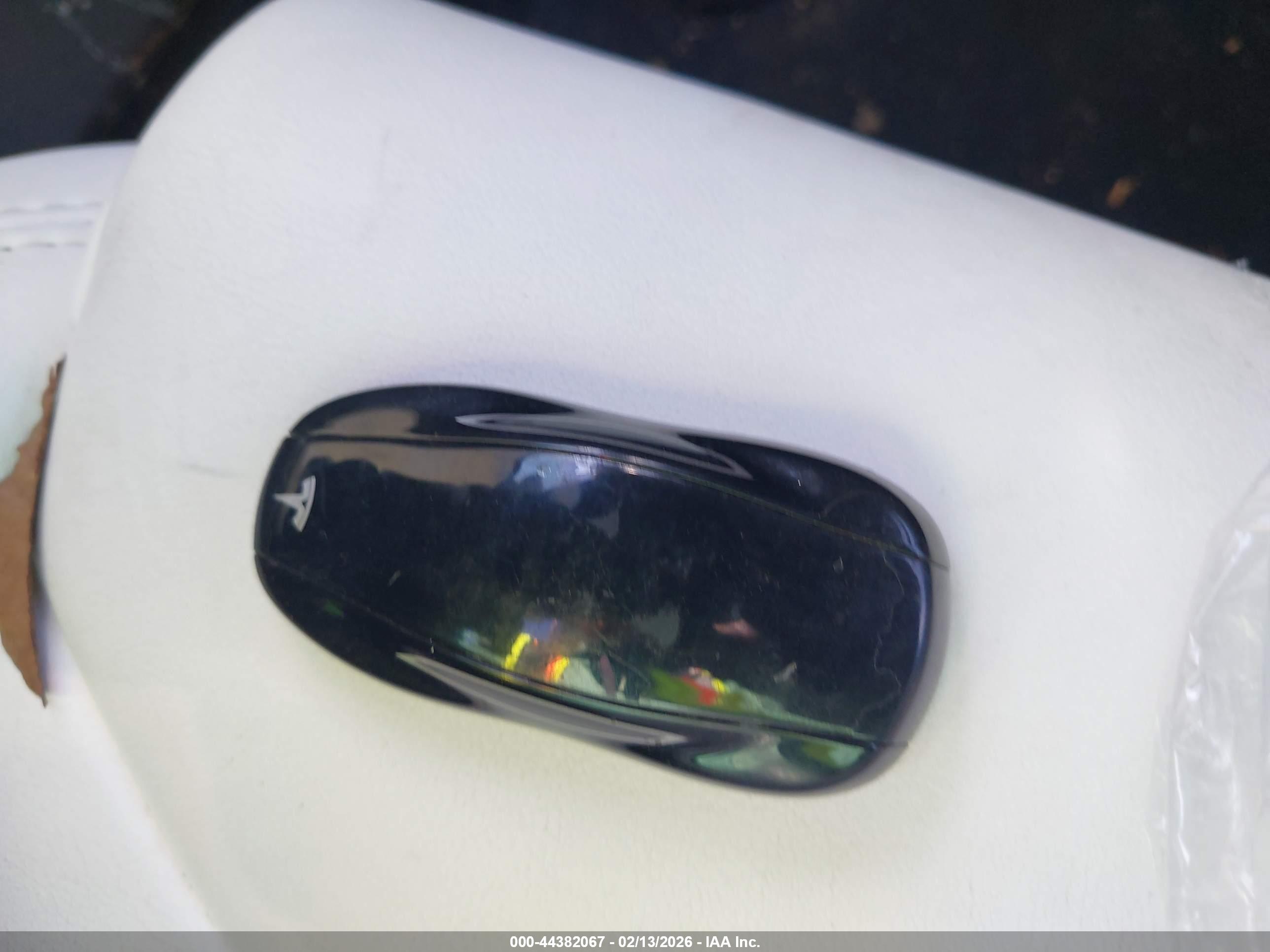 TESLA MODEL image 11
