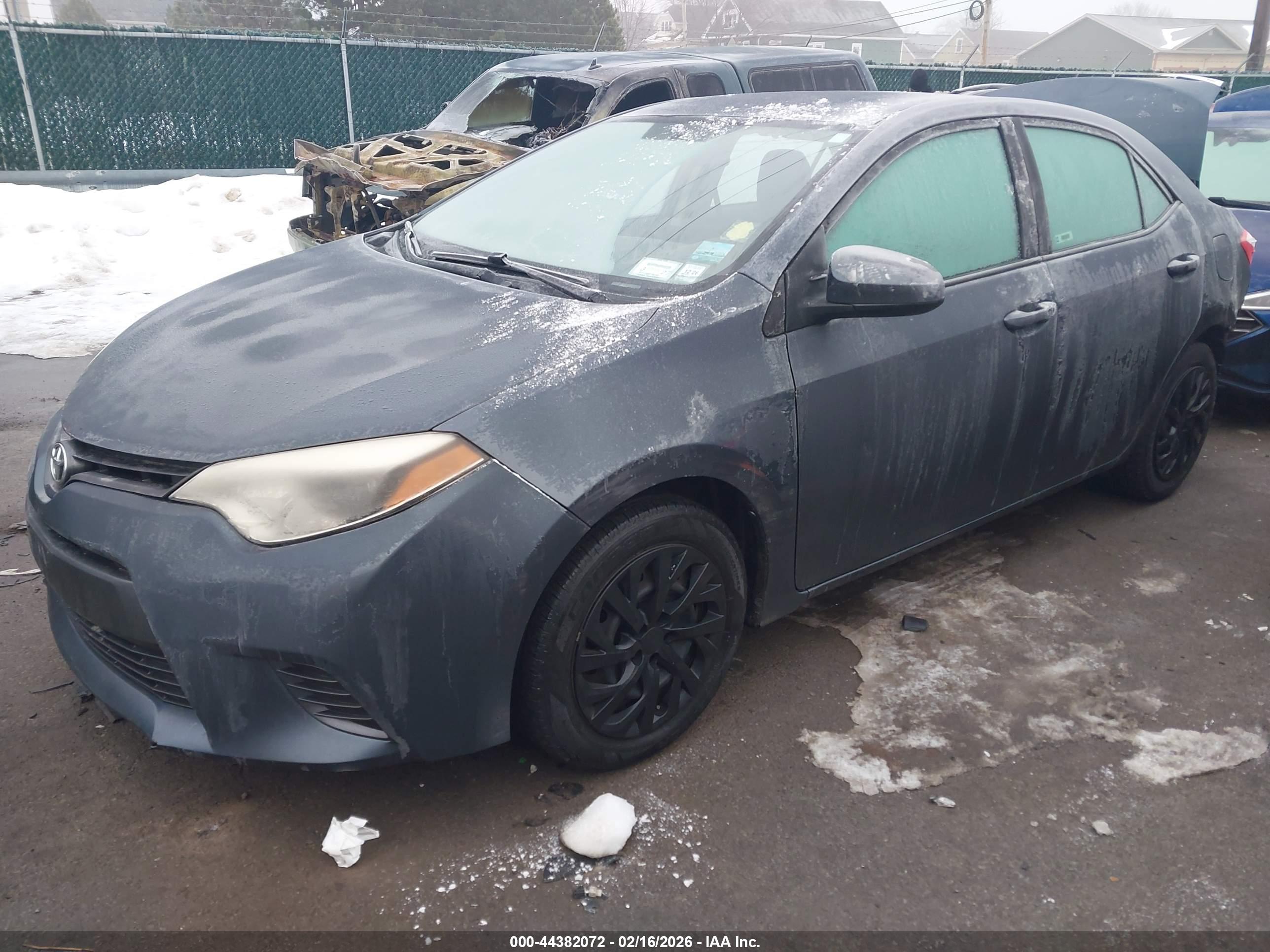 TOYOTA COROLLA image 2