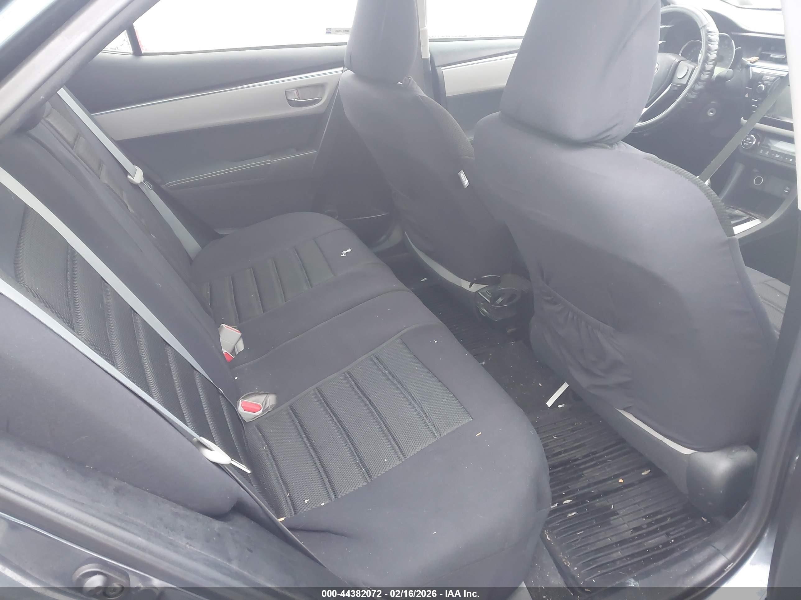 TOYOTA COROLLA image 8