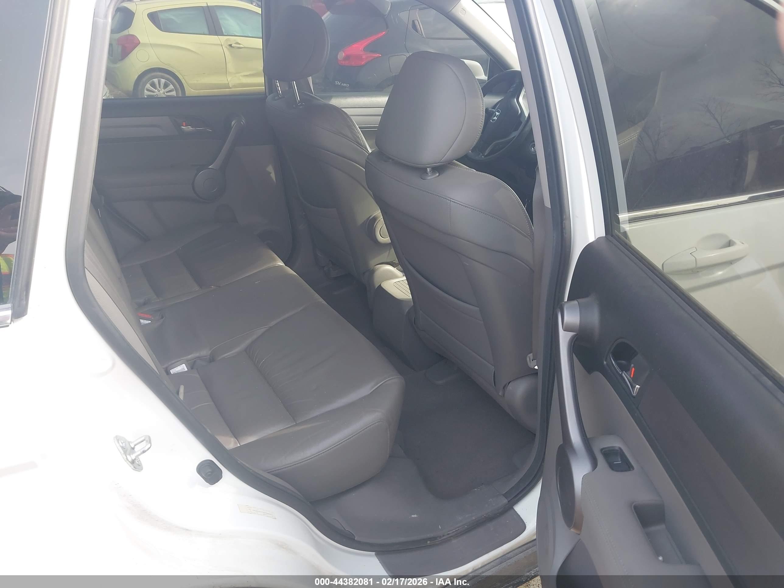 HONDA CR-V image 8
